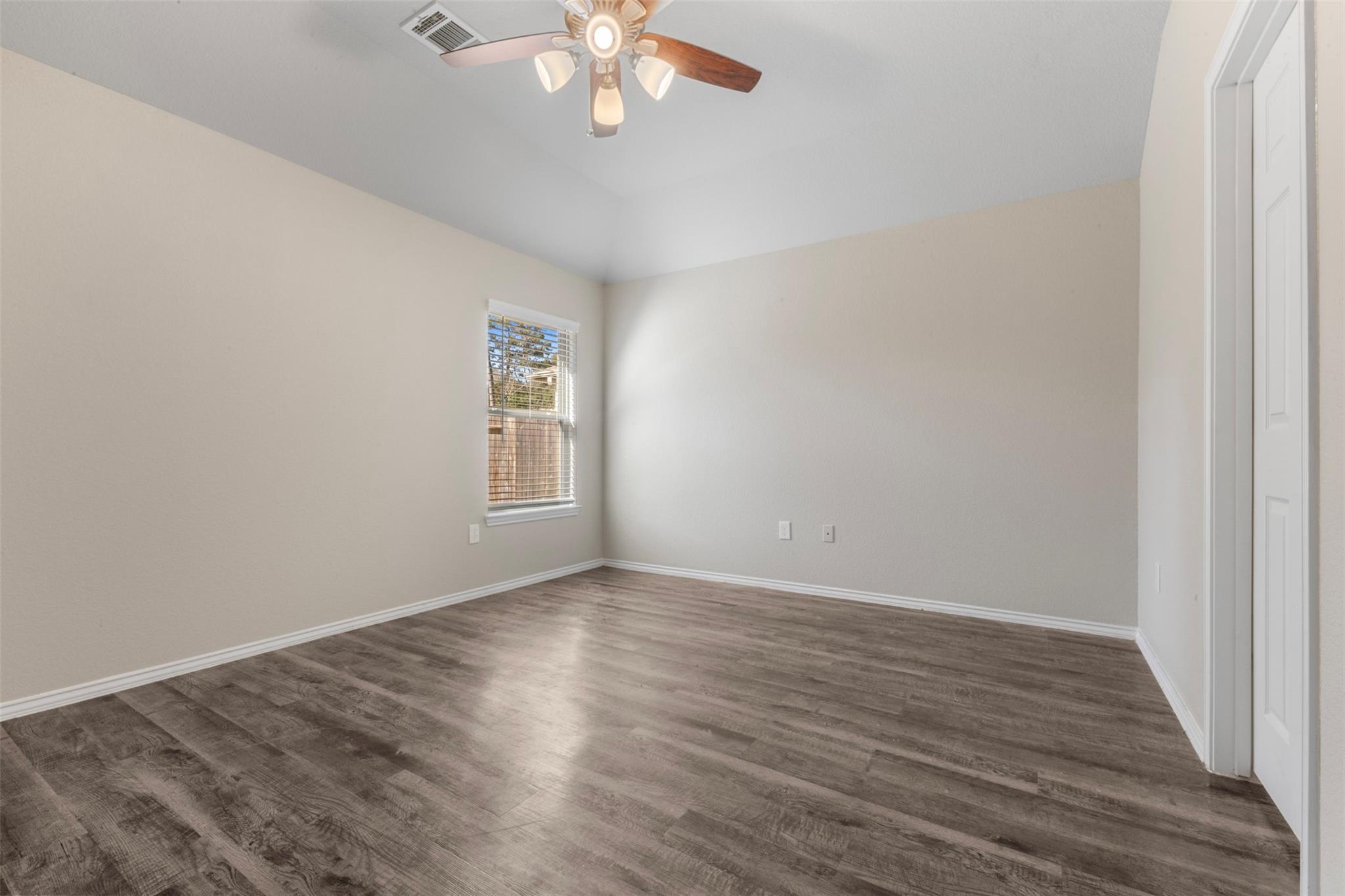 15058 Paddock Point Lane