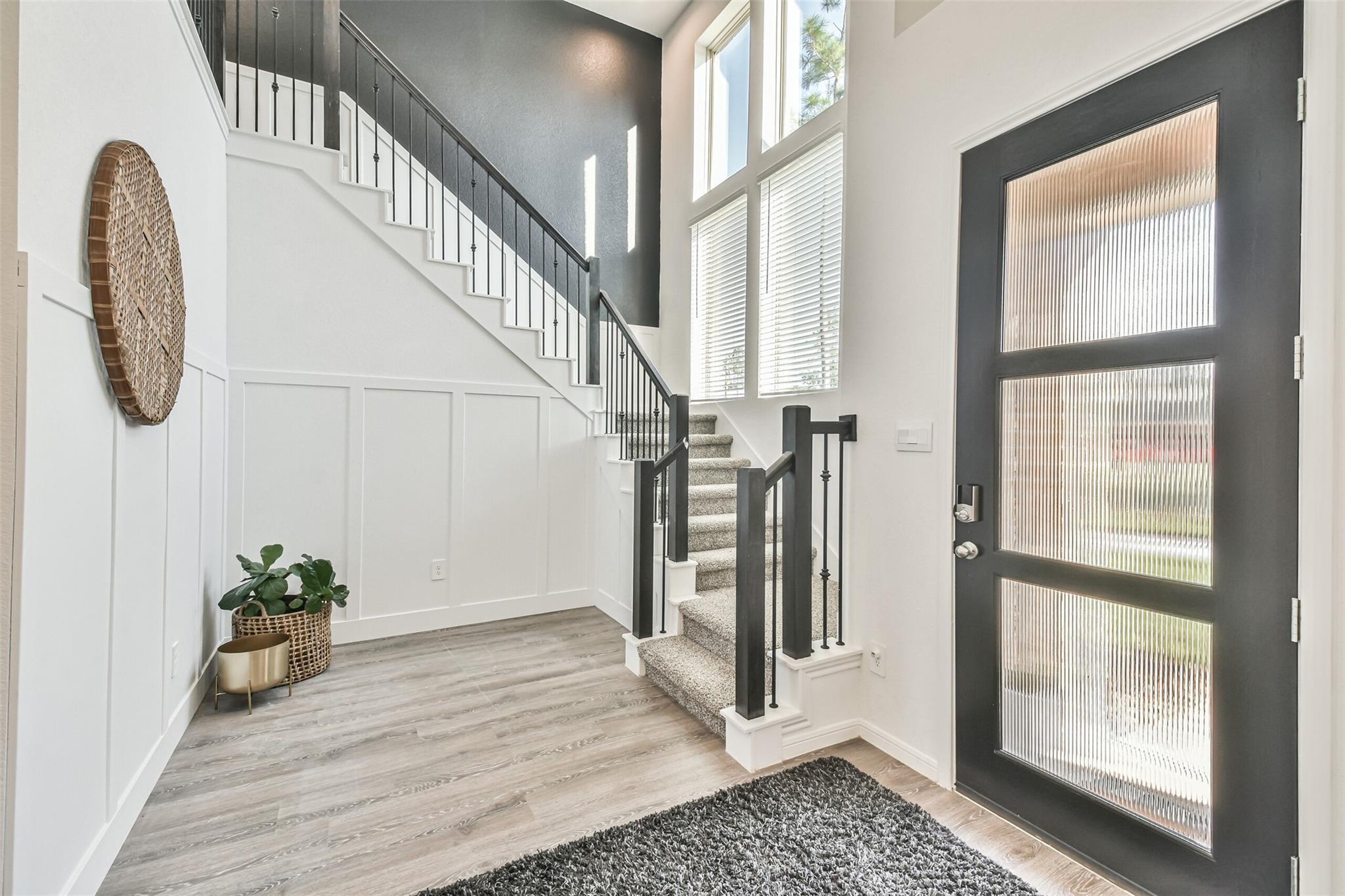 102 Whelan Lane