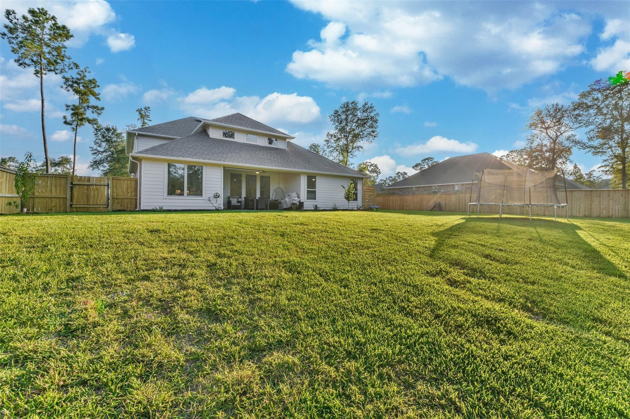 102 Whelan Lane