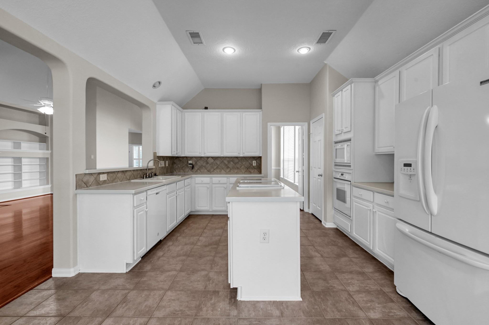 6 Long Springs Place