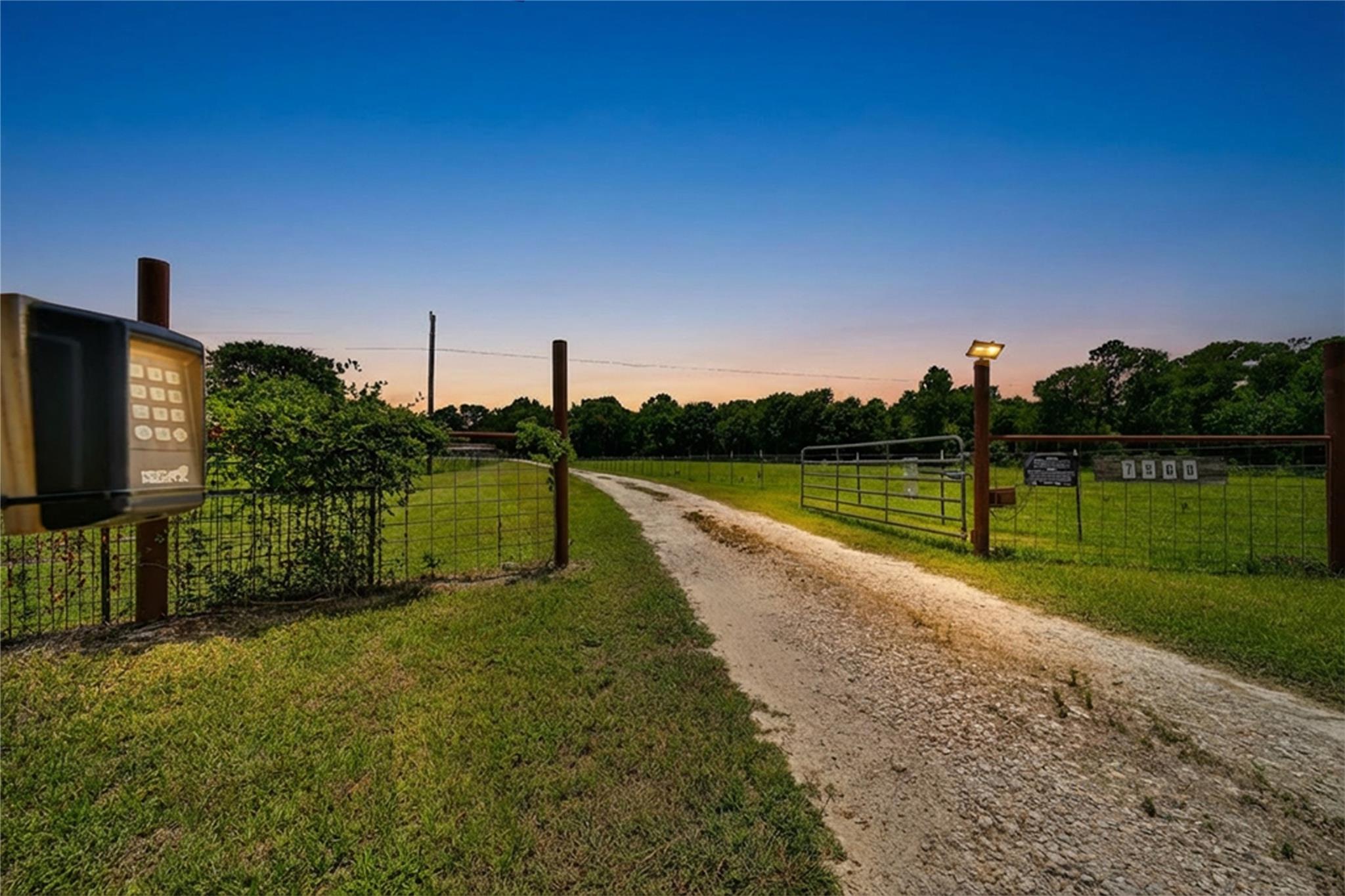 7560 County Road 333, Plantersville