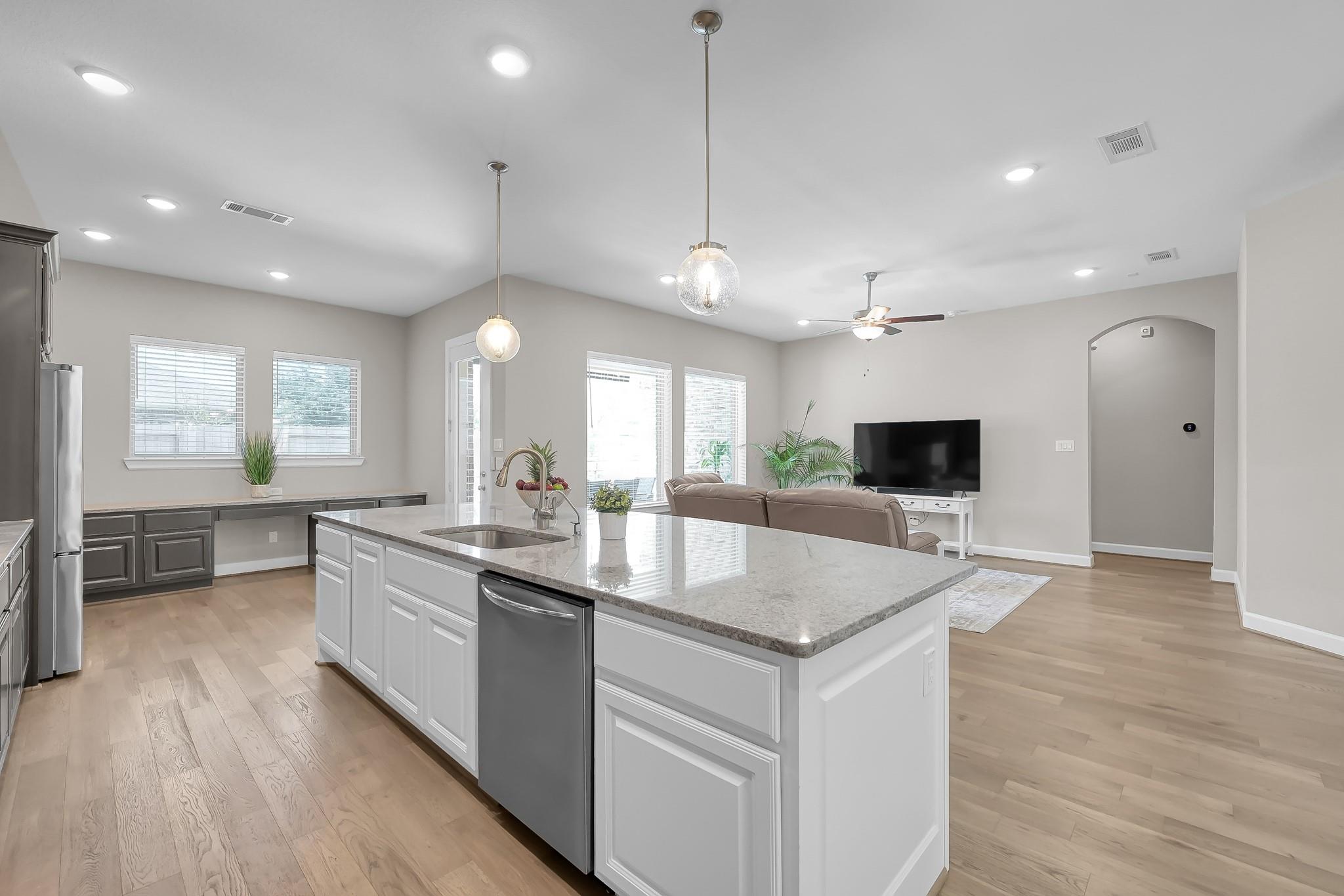 313 Torrey Bloom Loop