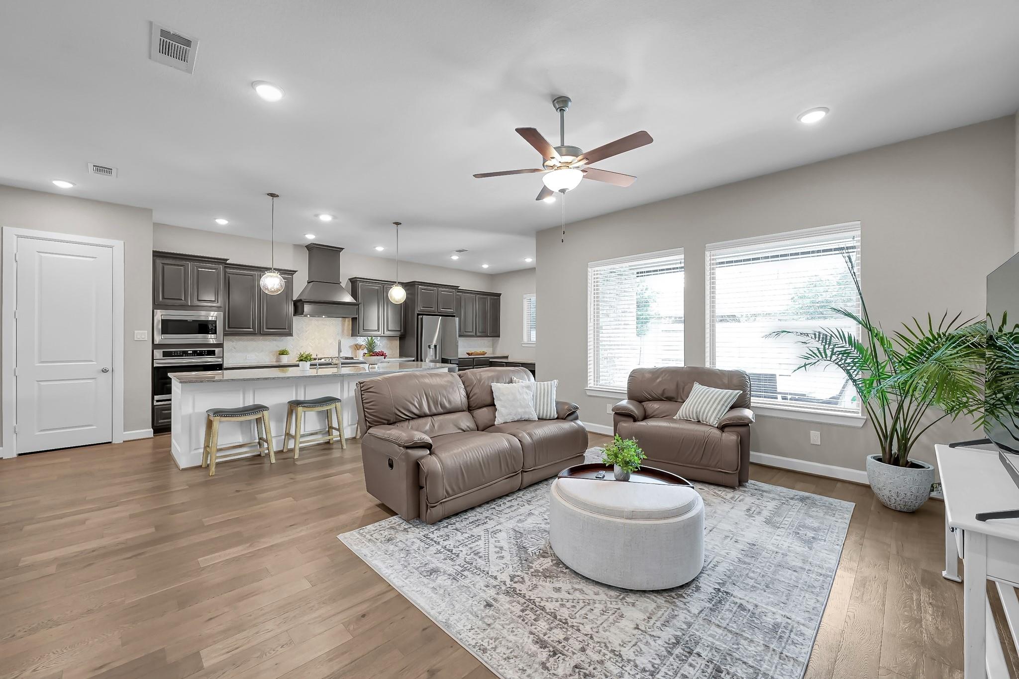 313 Torrey Bloom Loop