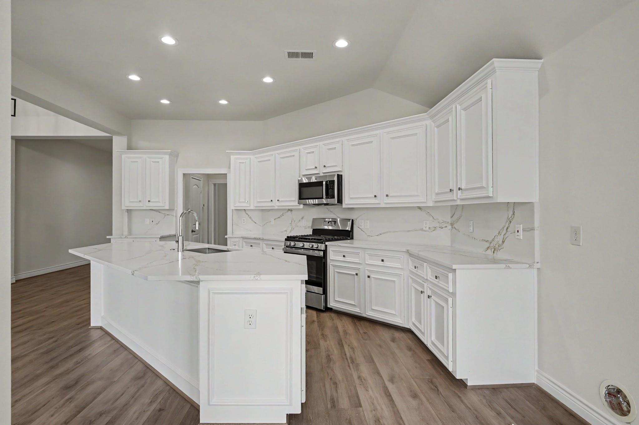 1414 Laura Hills Lane