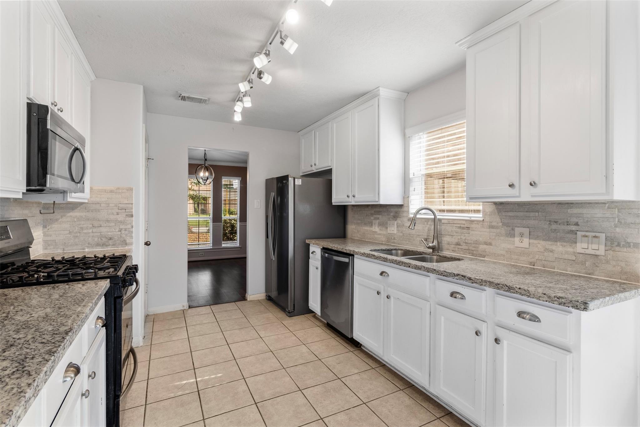 8003 Sports Haven Drive