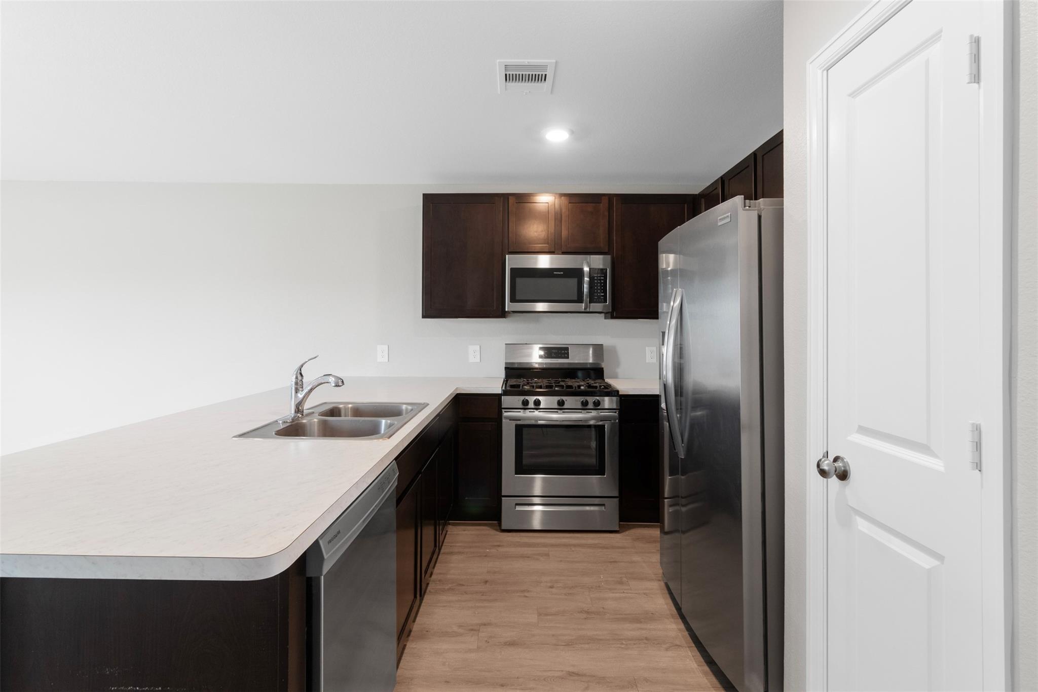 703 Larkspur Shadow Drive