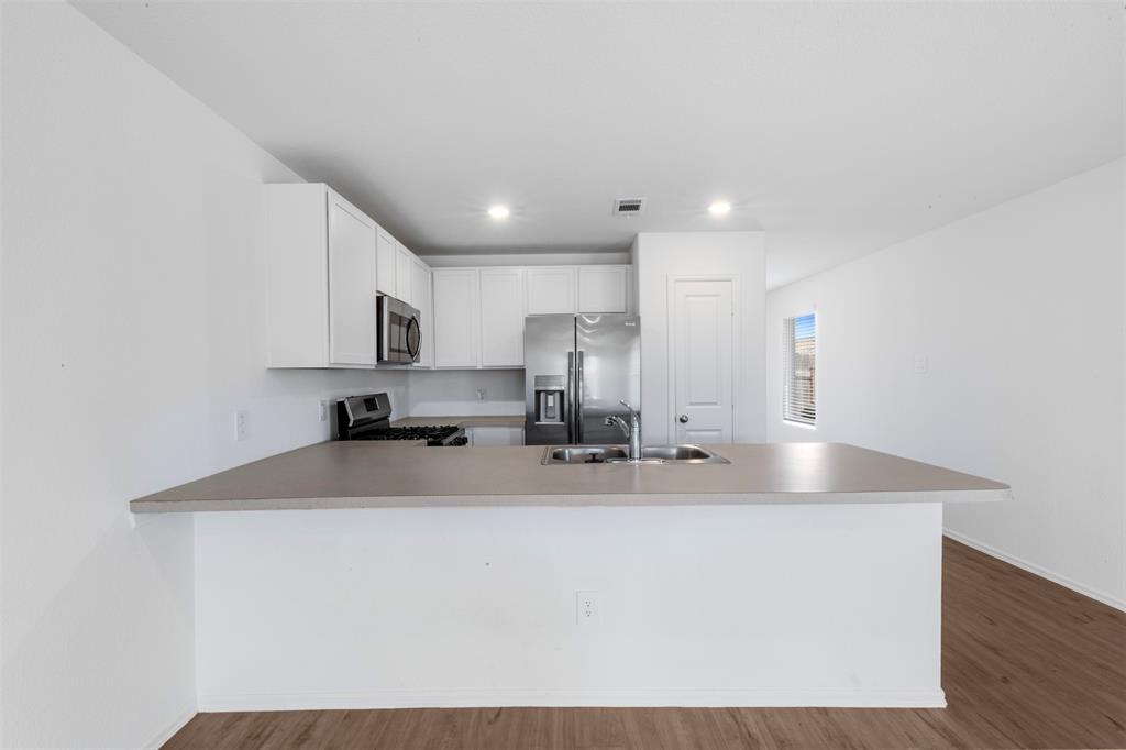 17594 Longwood Trace Lane