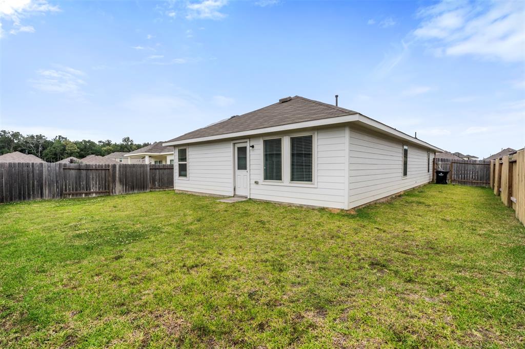17594 Longwood Trace Lane