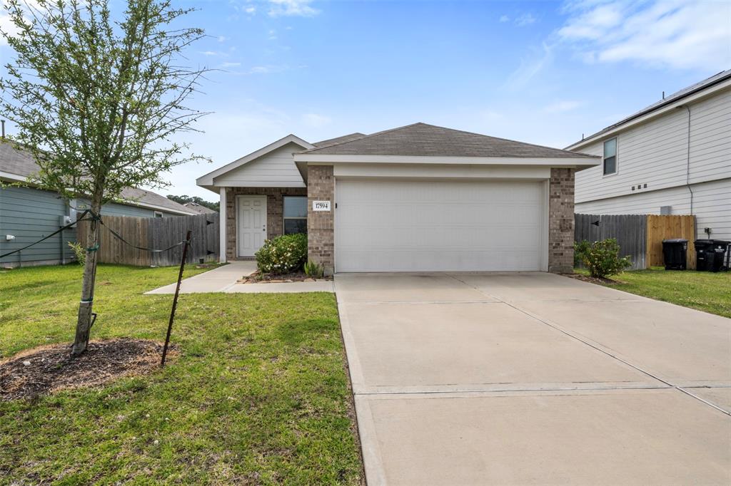 17594 Longwood Trace Lane