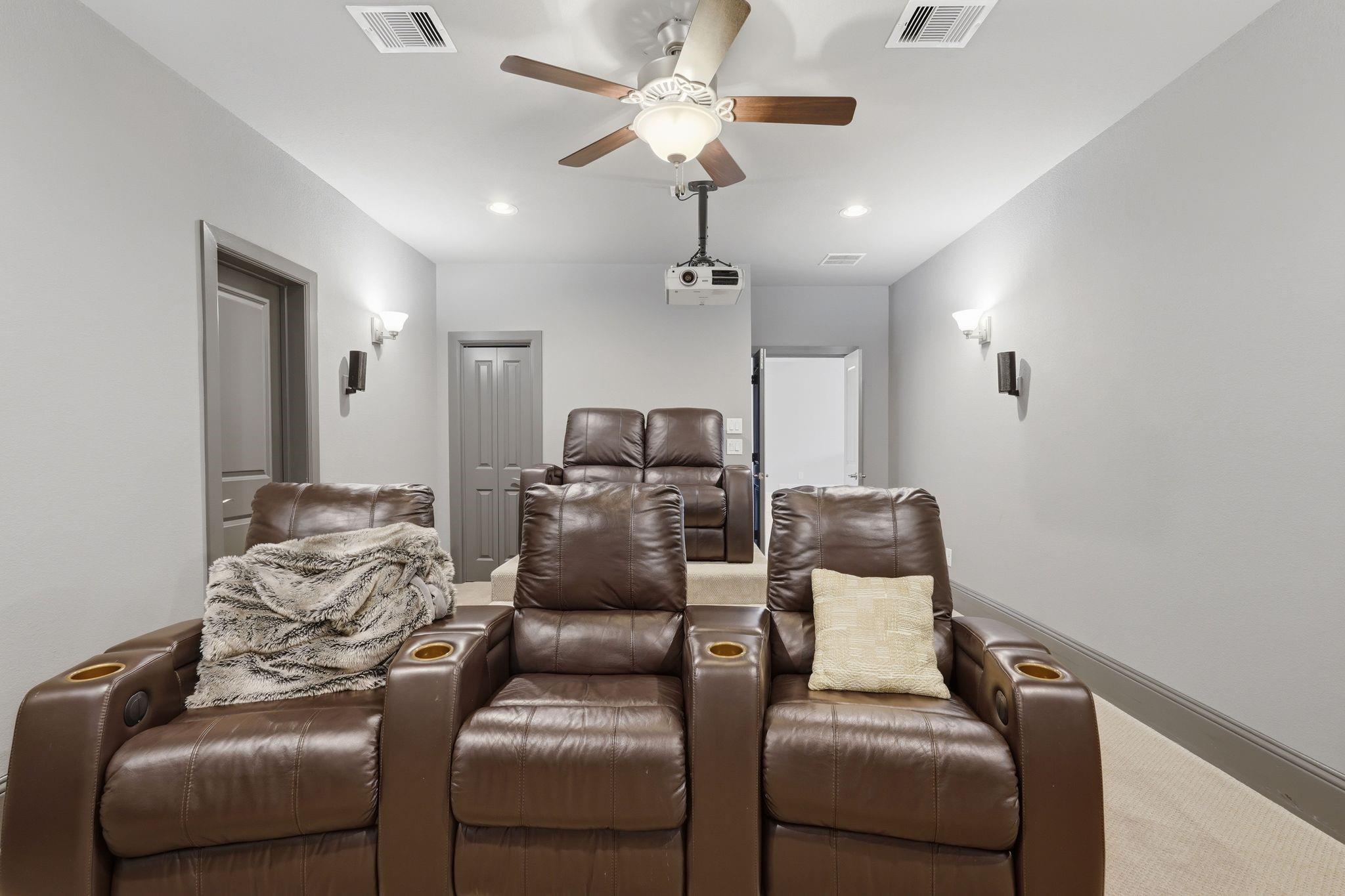 195 S Thatcher Bend Circle
