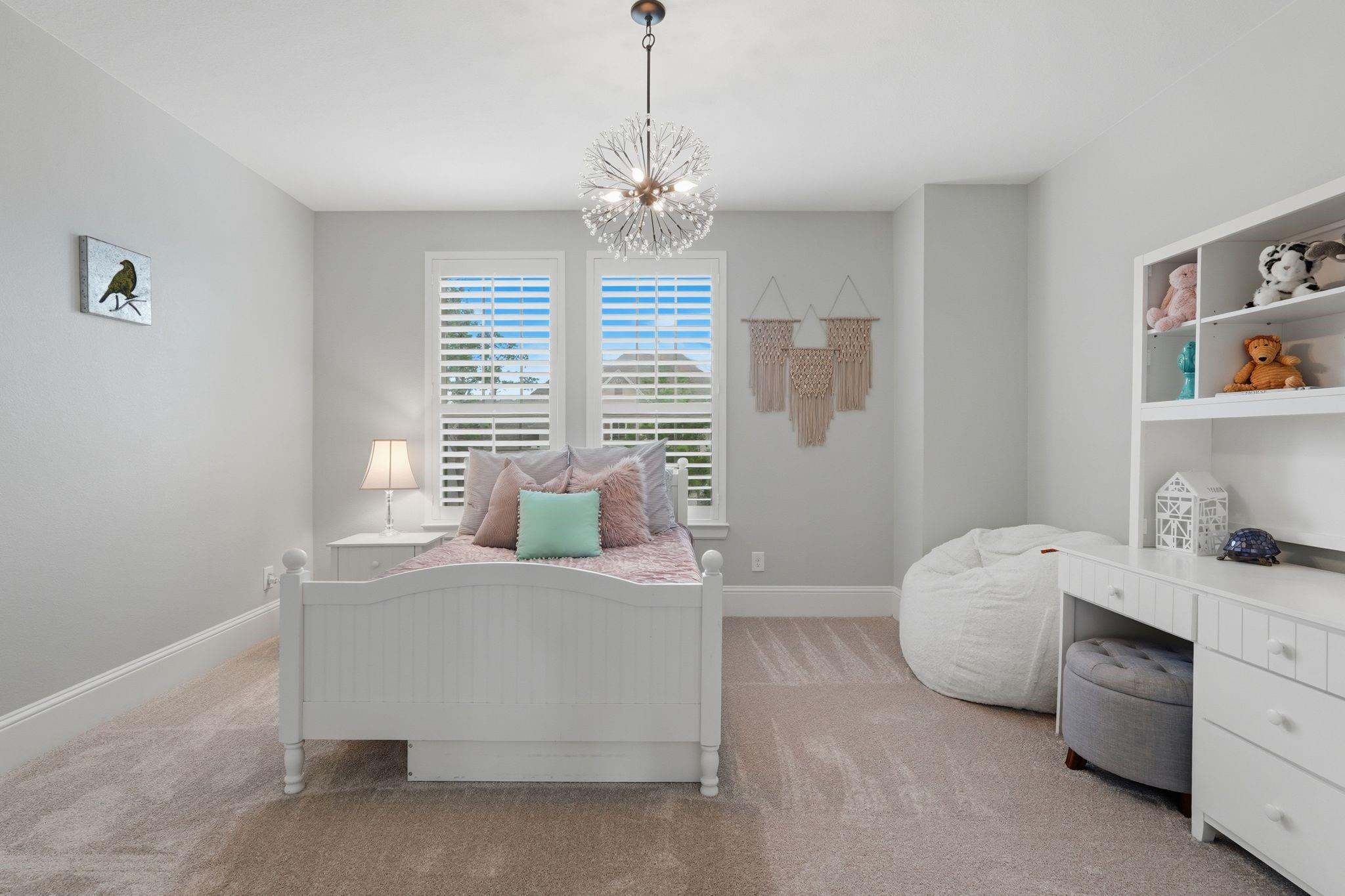 195 S Thatcher Bend Circle