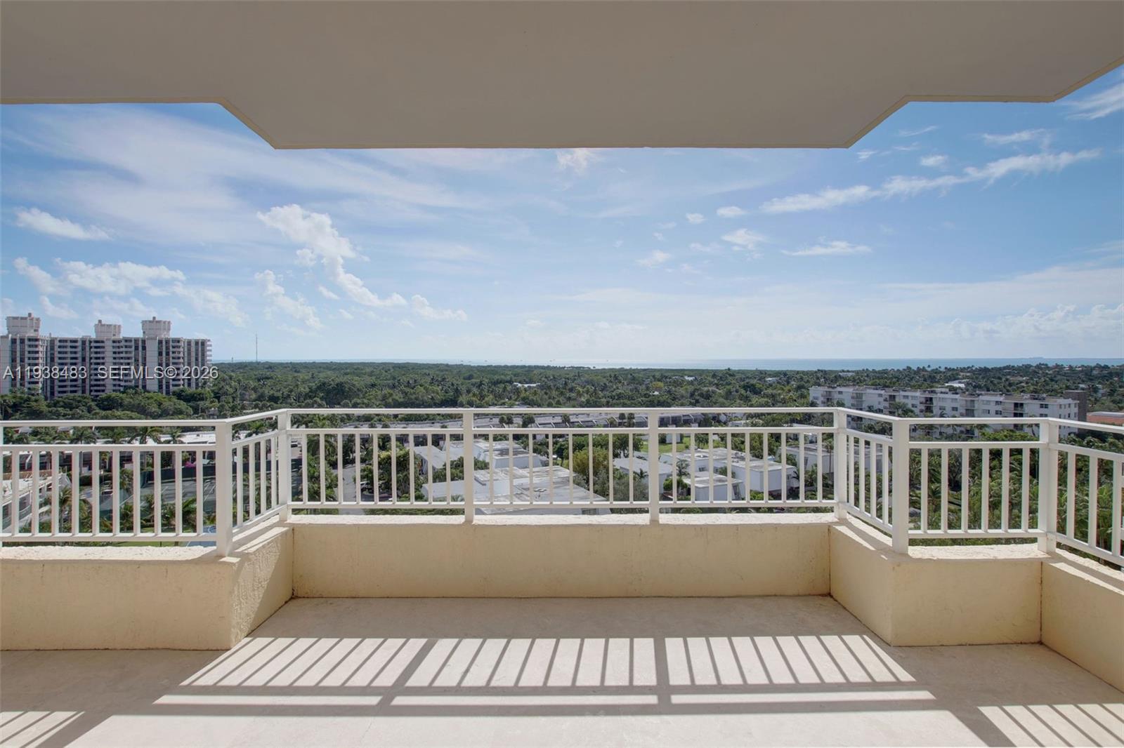 799 Crandon Blvd # 908