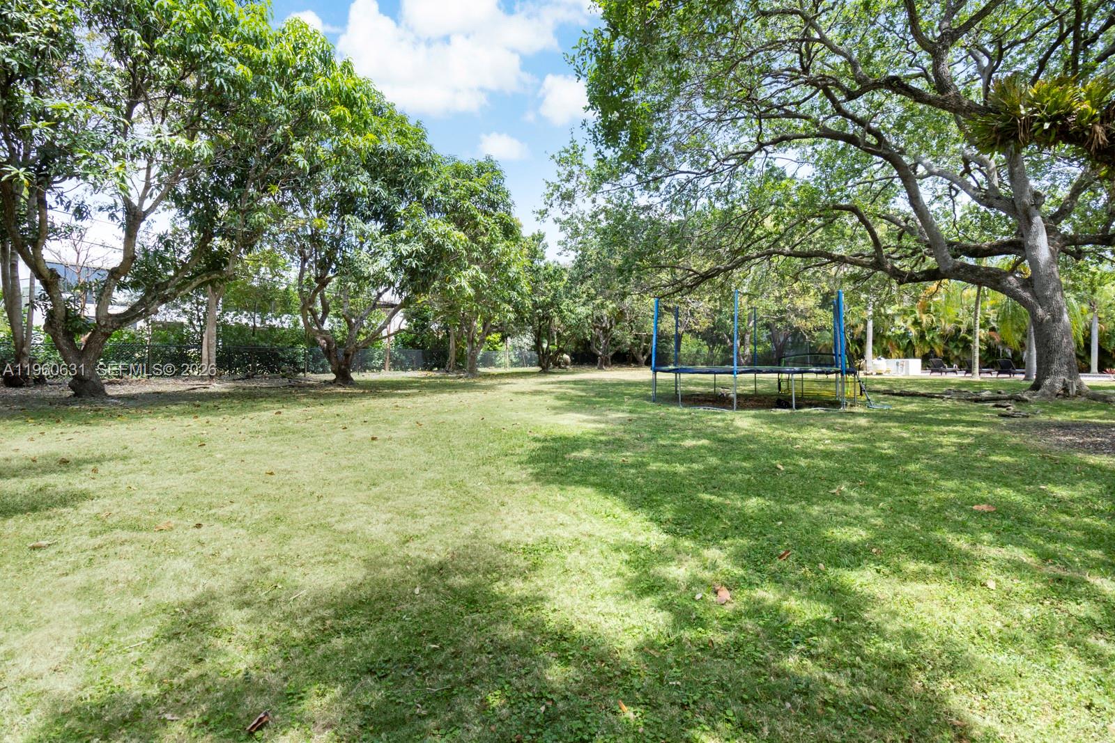 6255 SW 99th Ter
