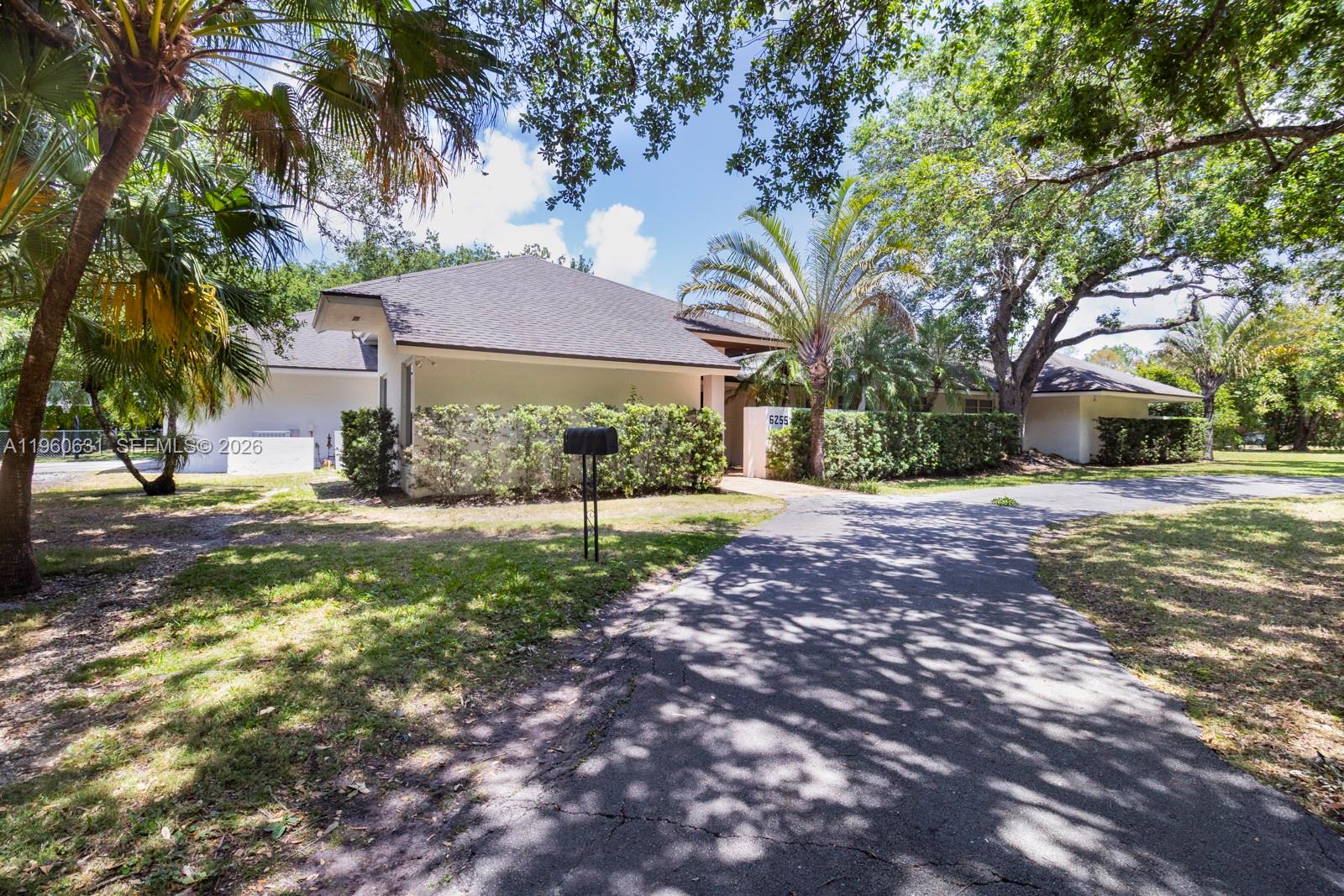 6255 SW 99th Ter
