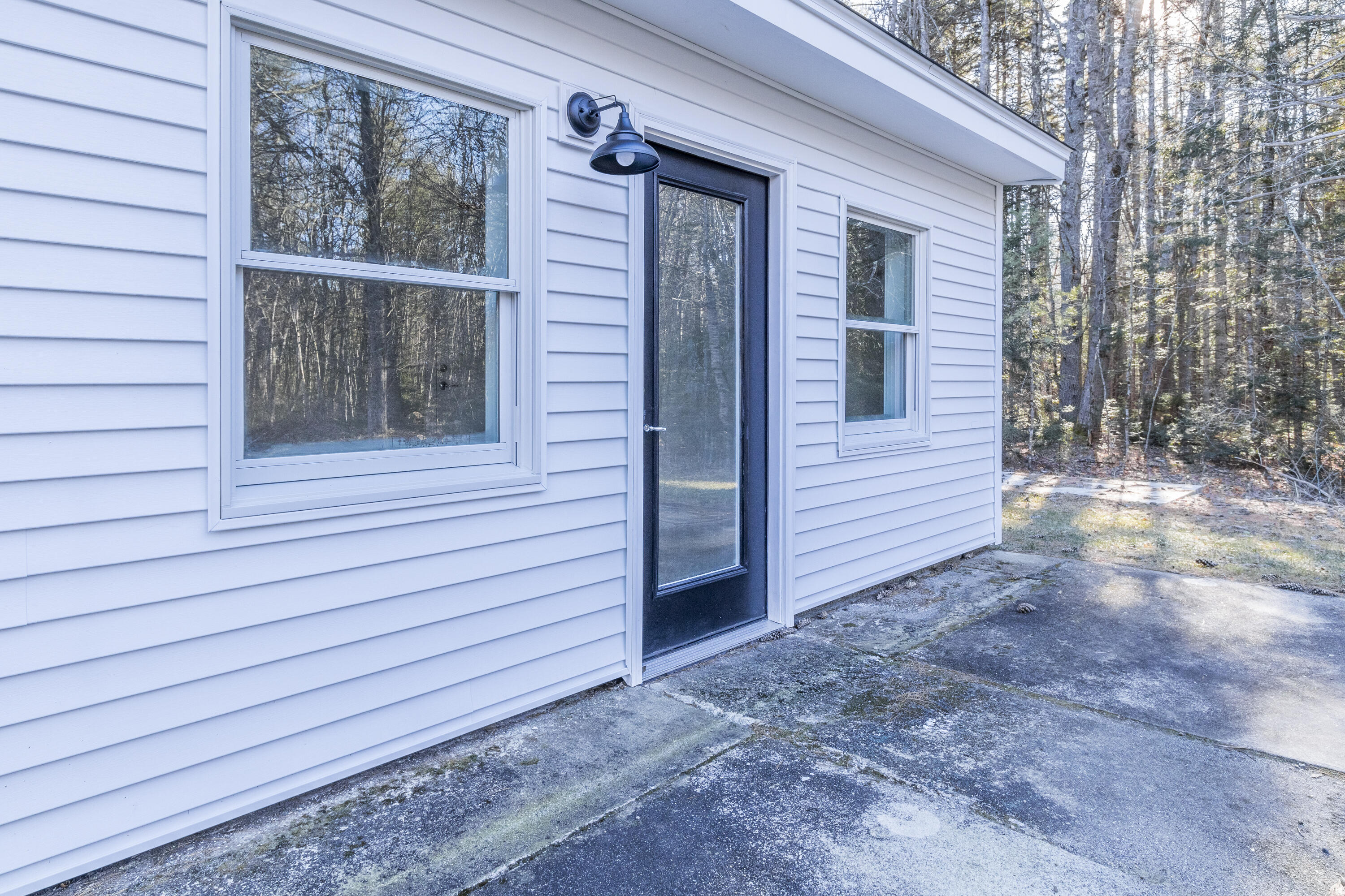 86 Middle Bay Road