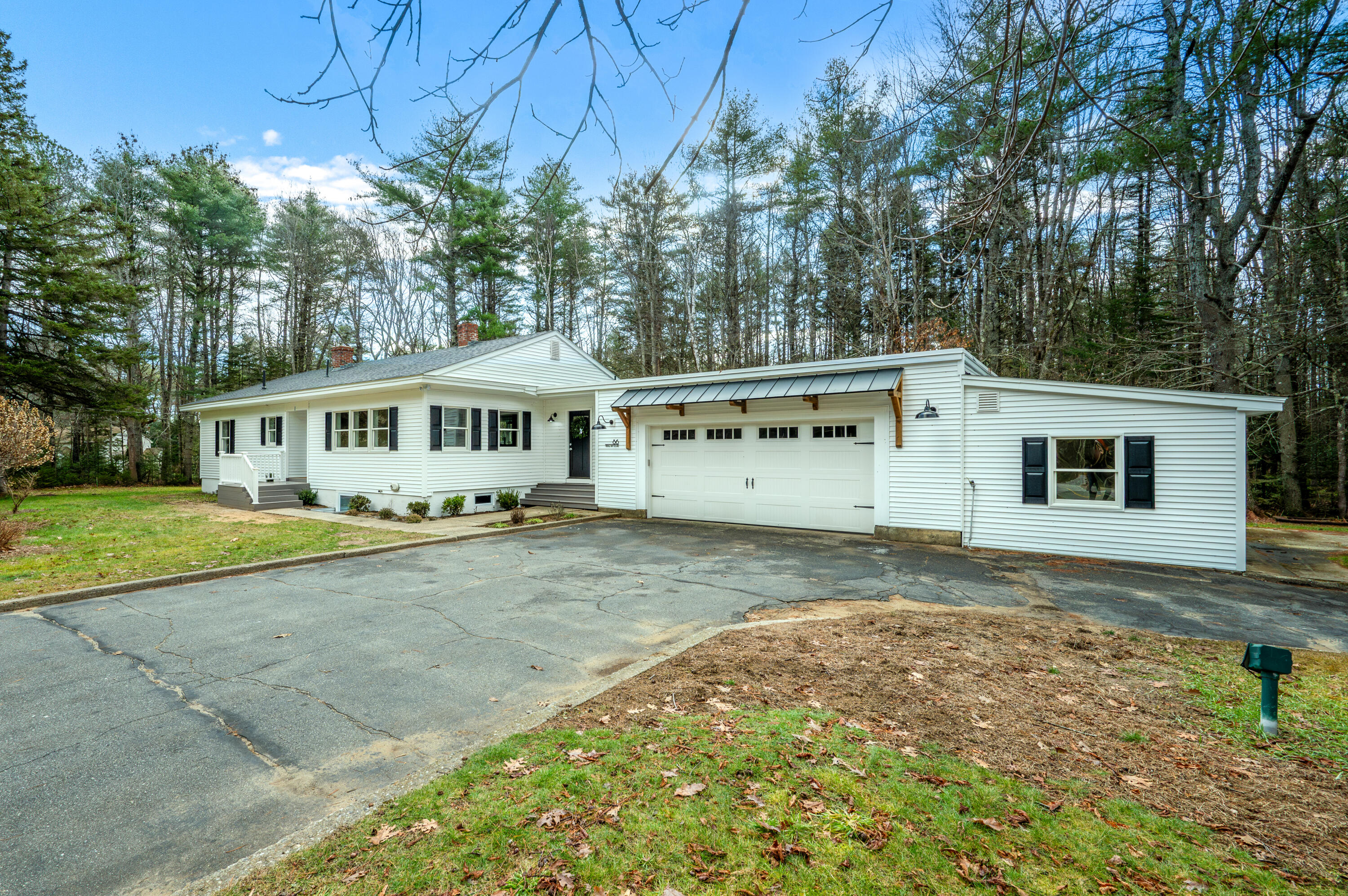 86 Middle Bay Road