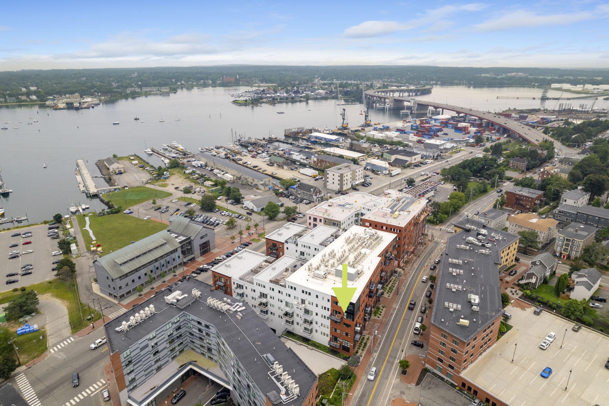 383 Commercial Street, 604