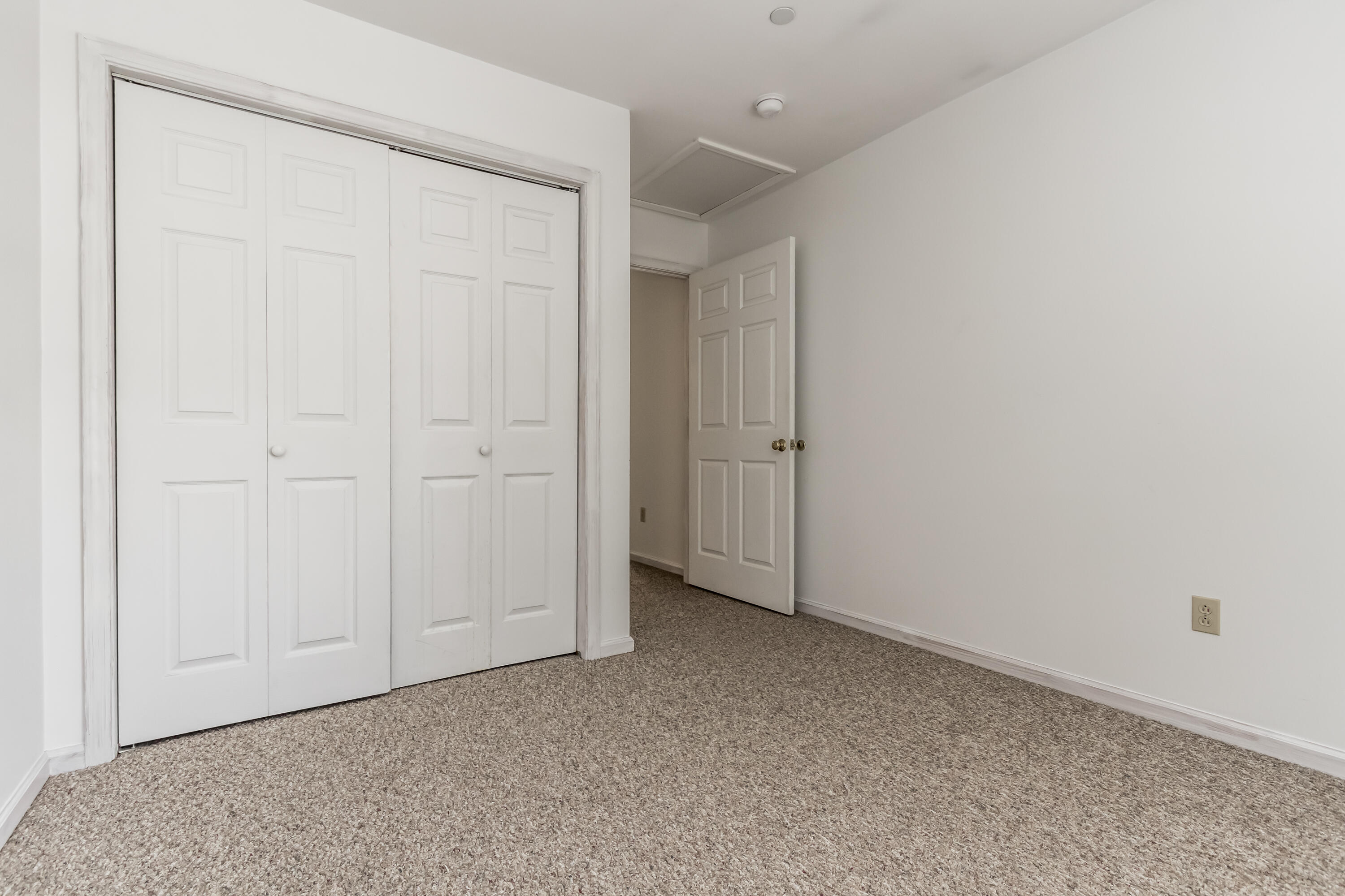 25 Beaver Pond Road, 25