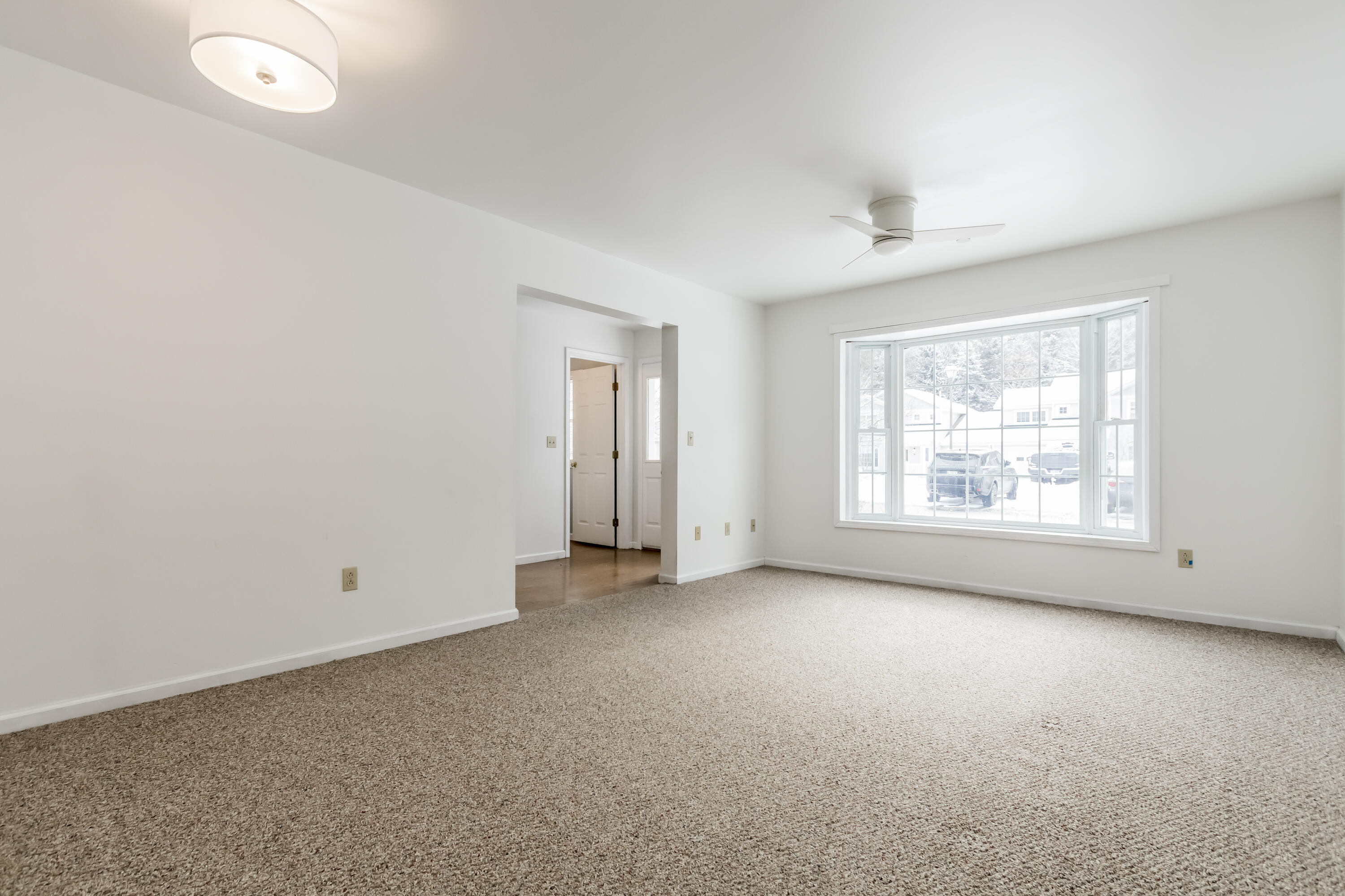 25 Beaver Pond Road, 25