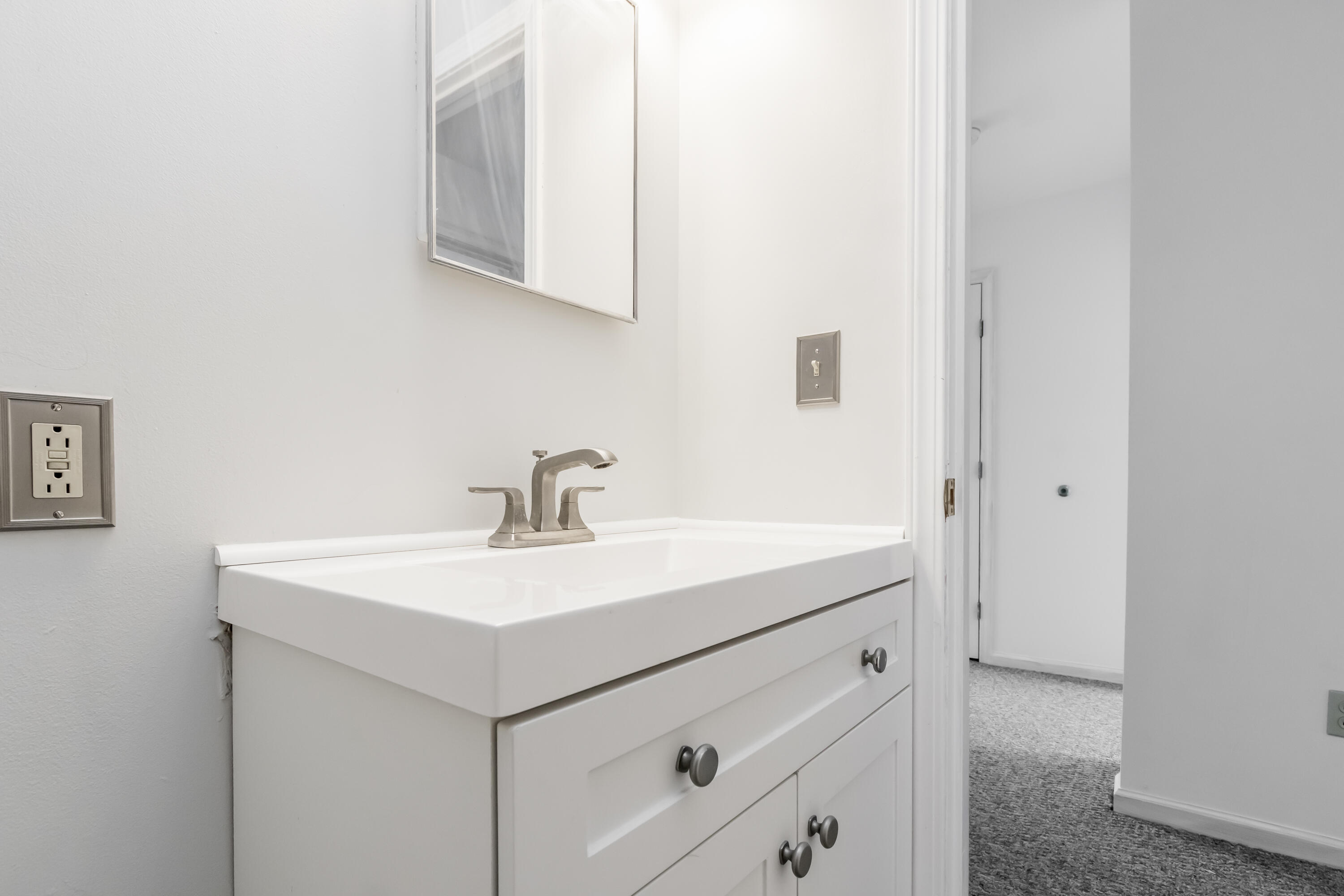 25 Beaver Pond Road, 25