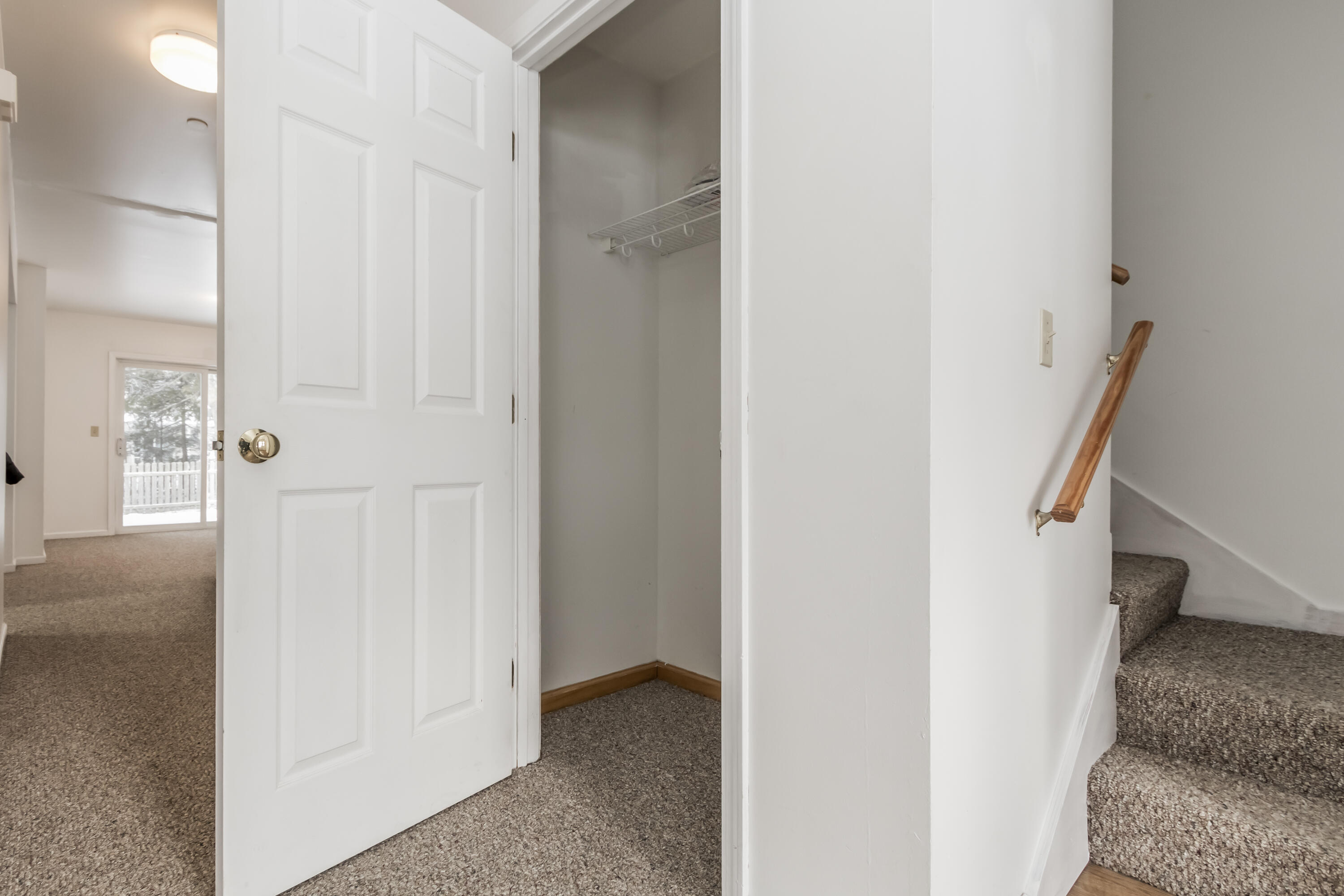 25 Beaver Pond Road, 25