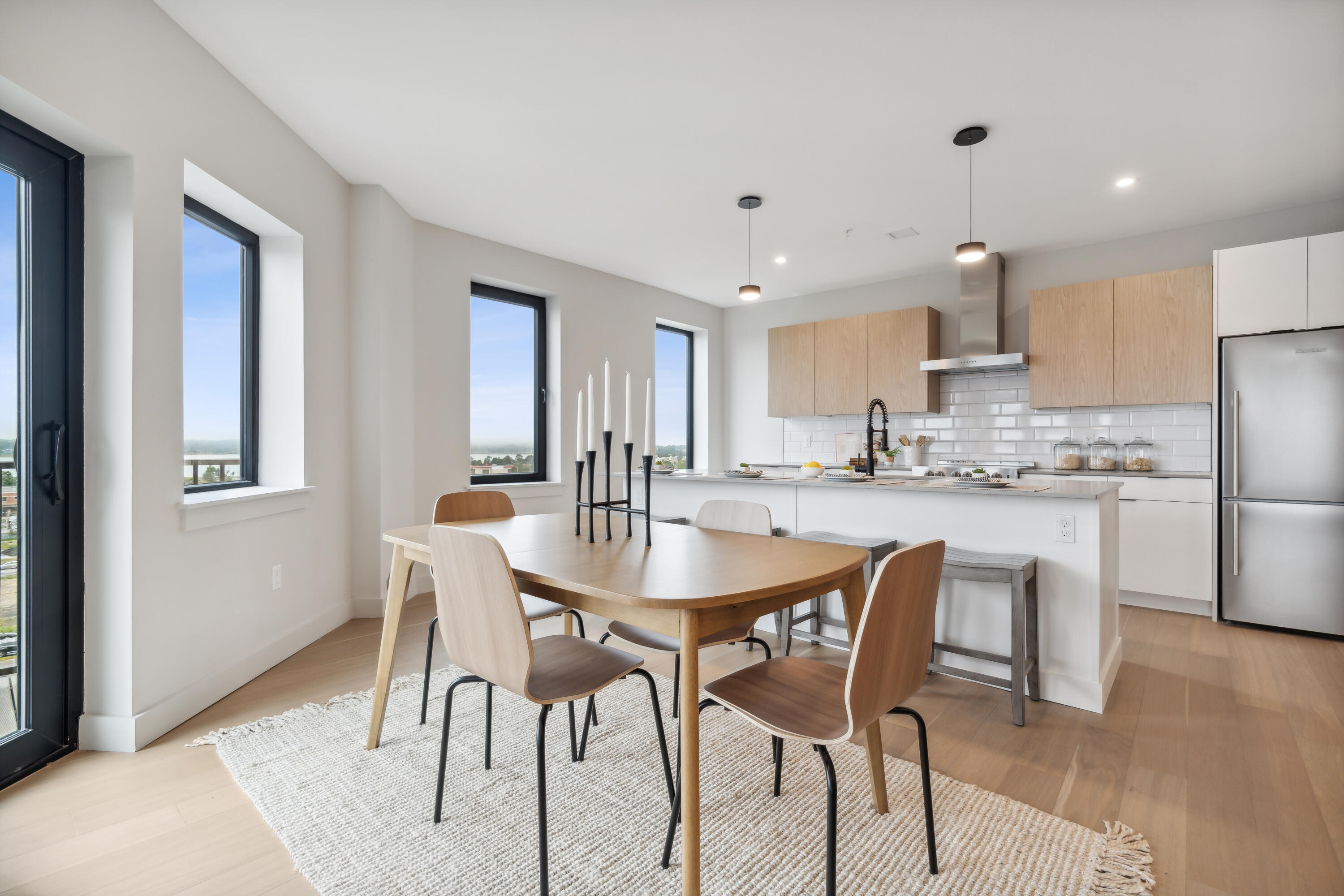 75 Chestnut Street, 705