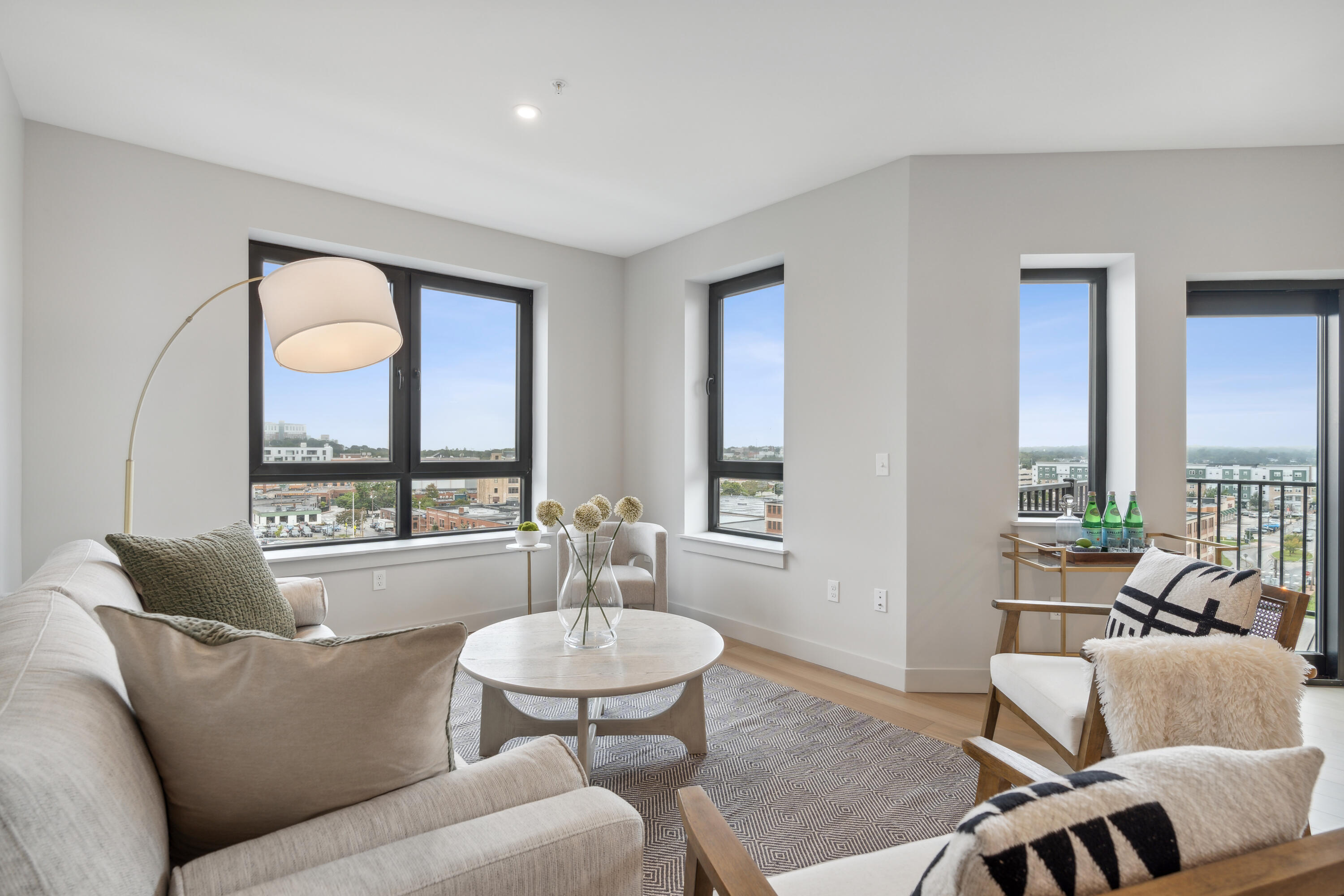 75 Chestnut Street, 705