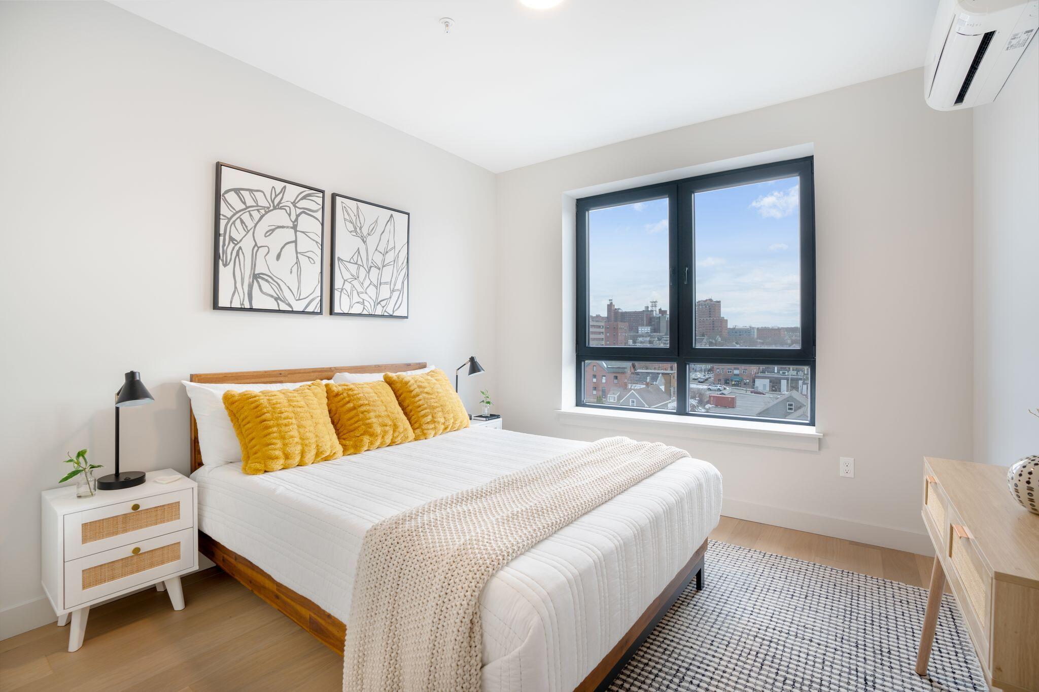 75 Chestnut Street, 705