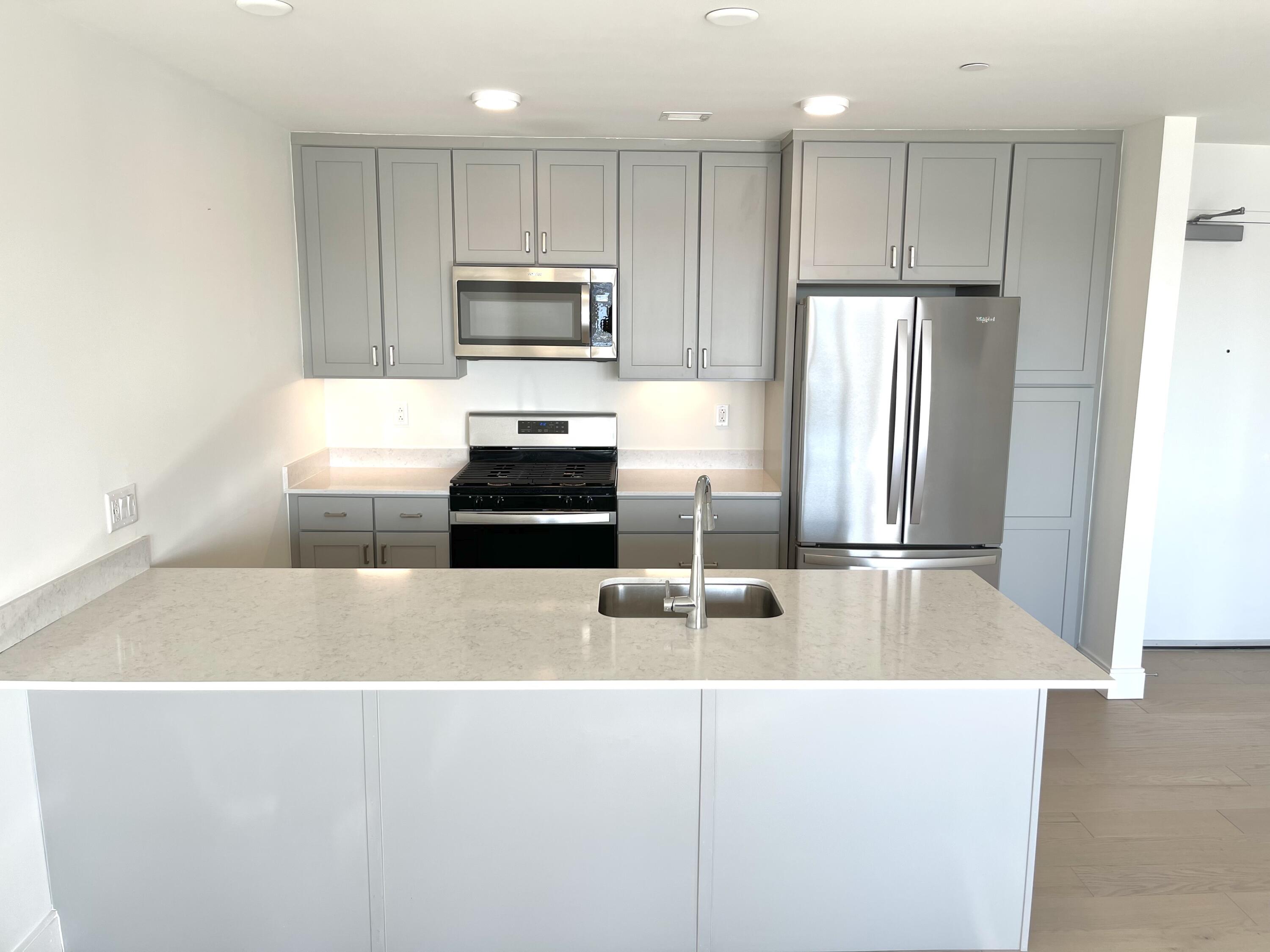 218 Washington Avenue, 103