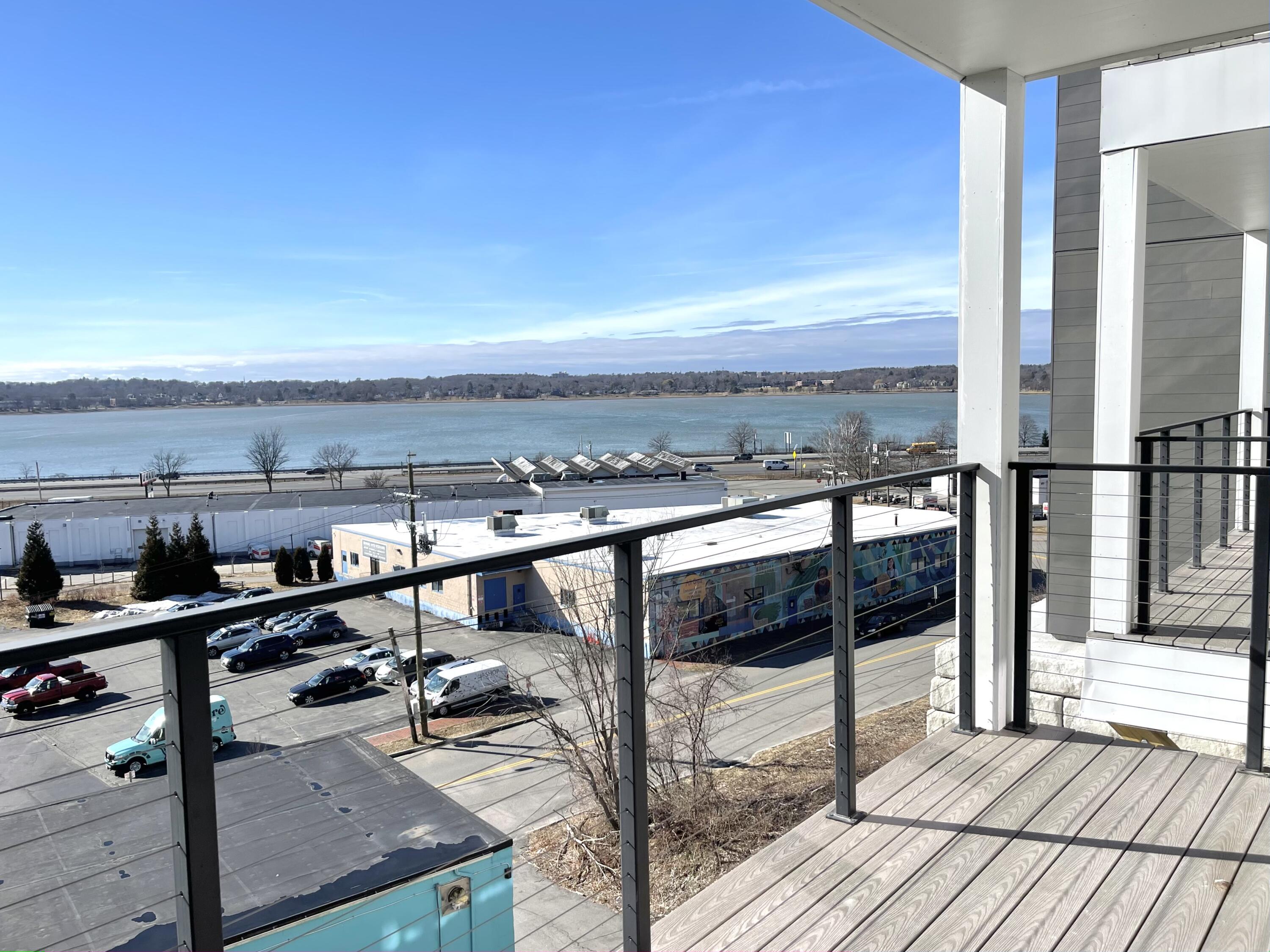 218 Washington Avenue, 103