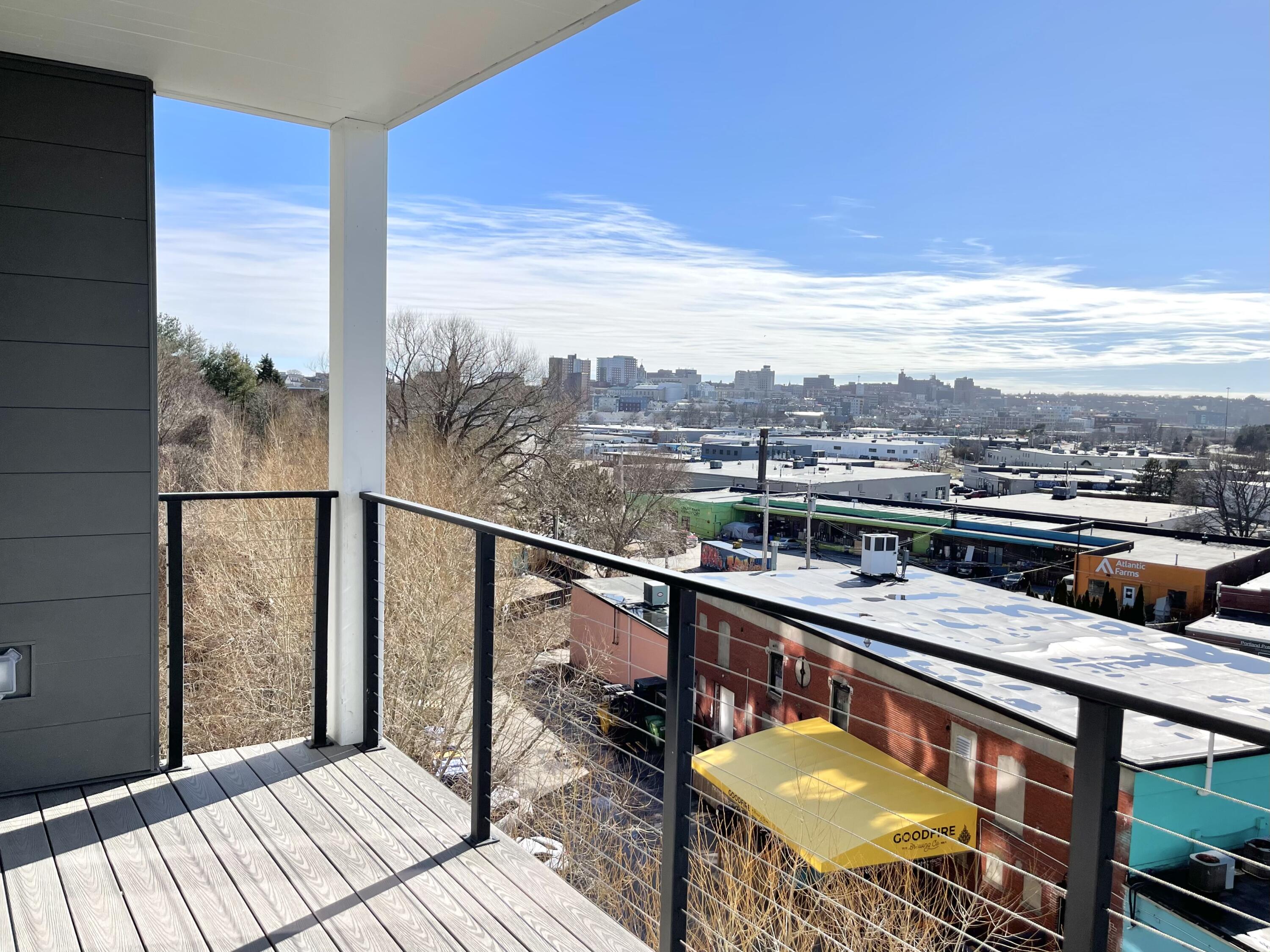 218 Washington Avenue, 103