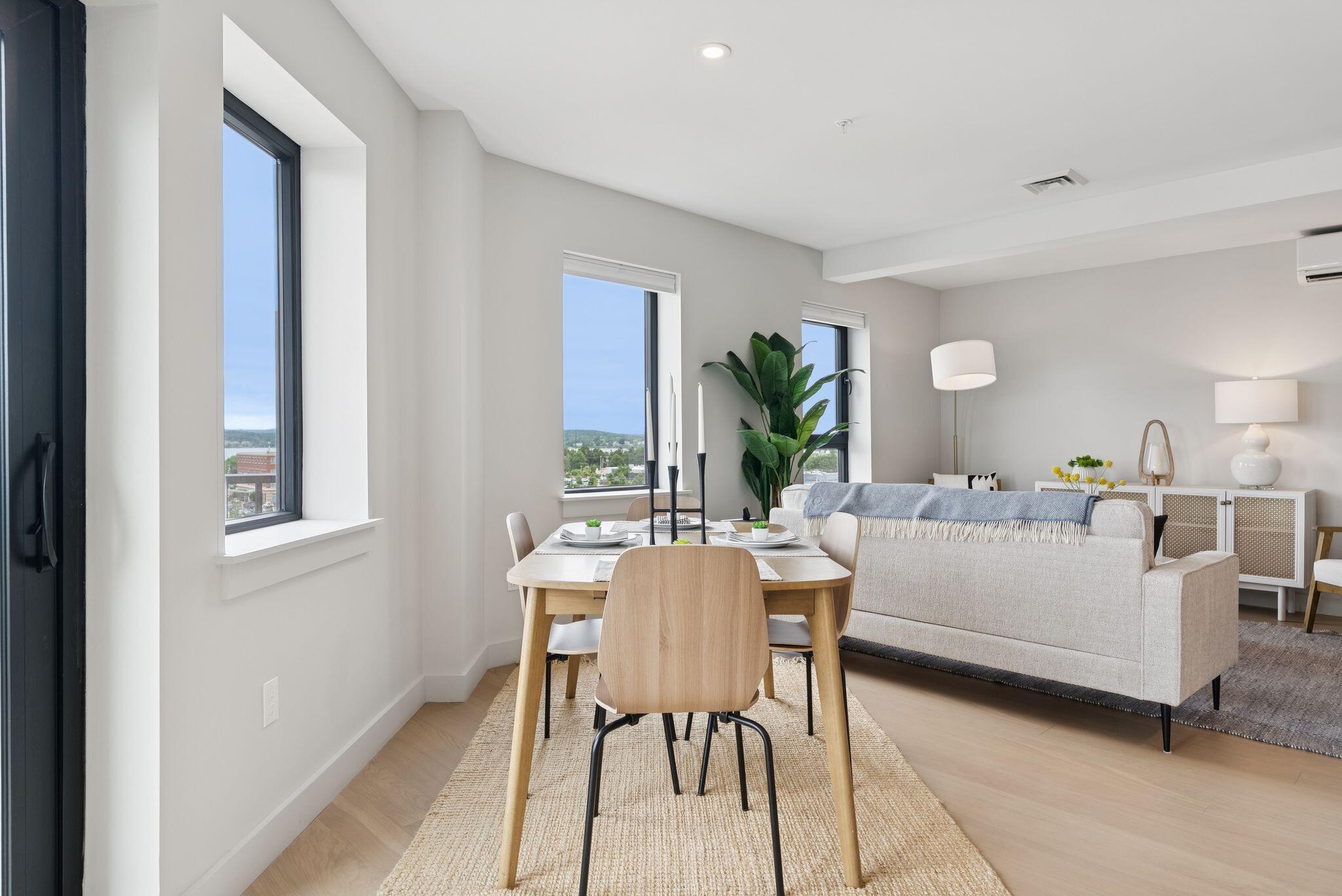 75 Chestnut Street, 606