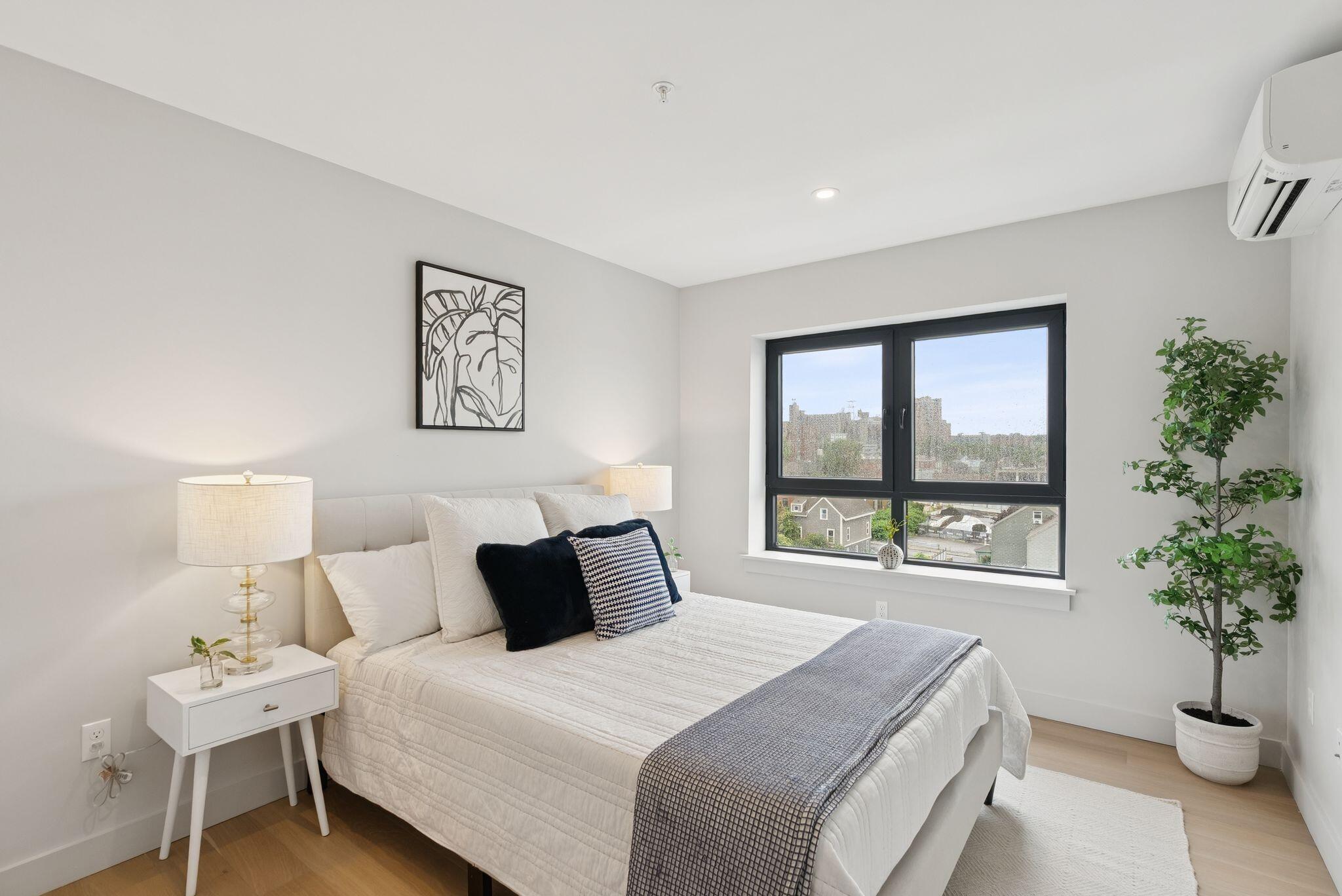 75 Chestnut Street, 606