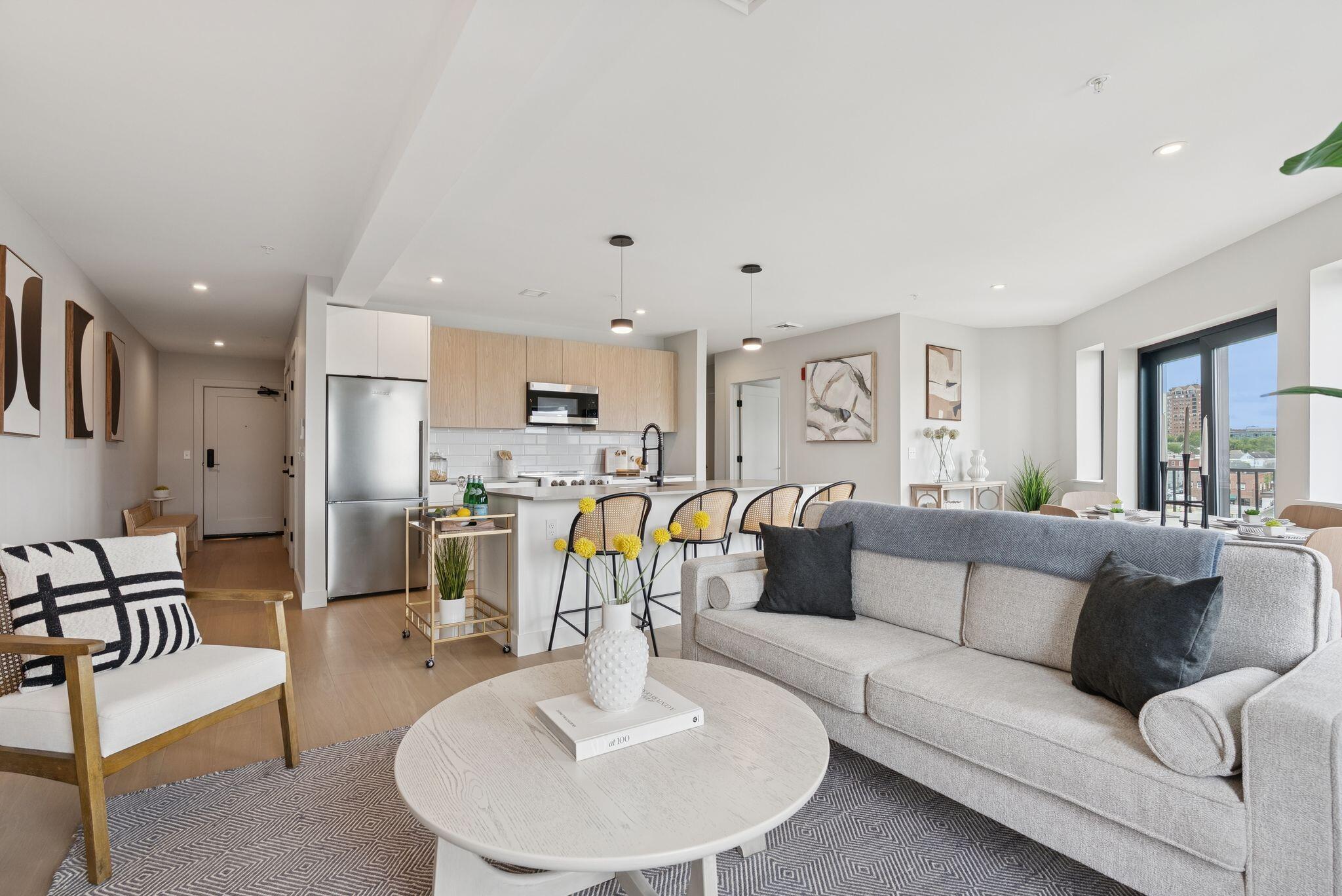 75 Chestnut Street, 606