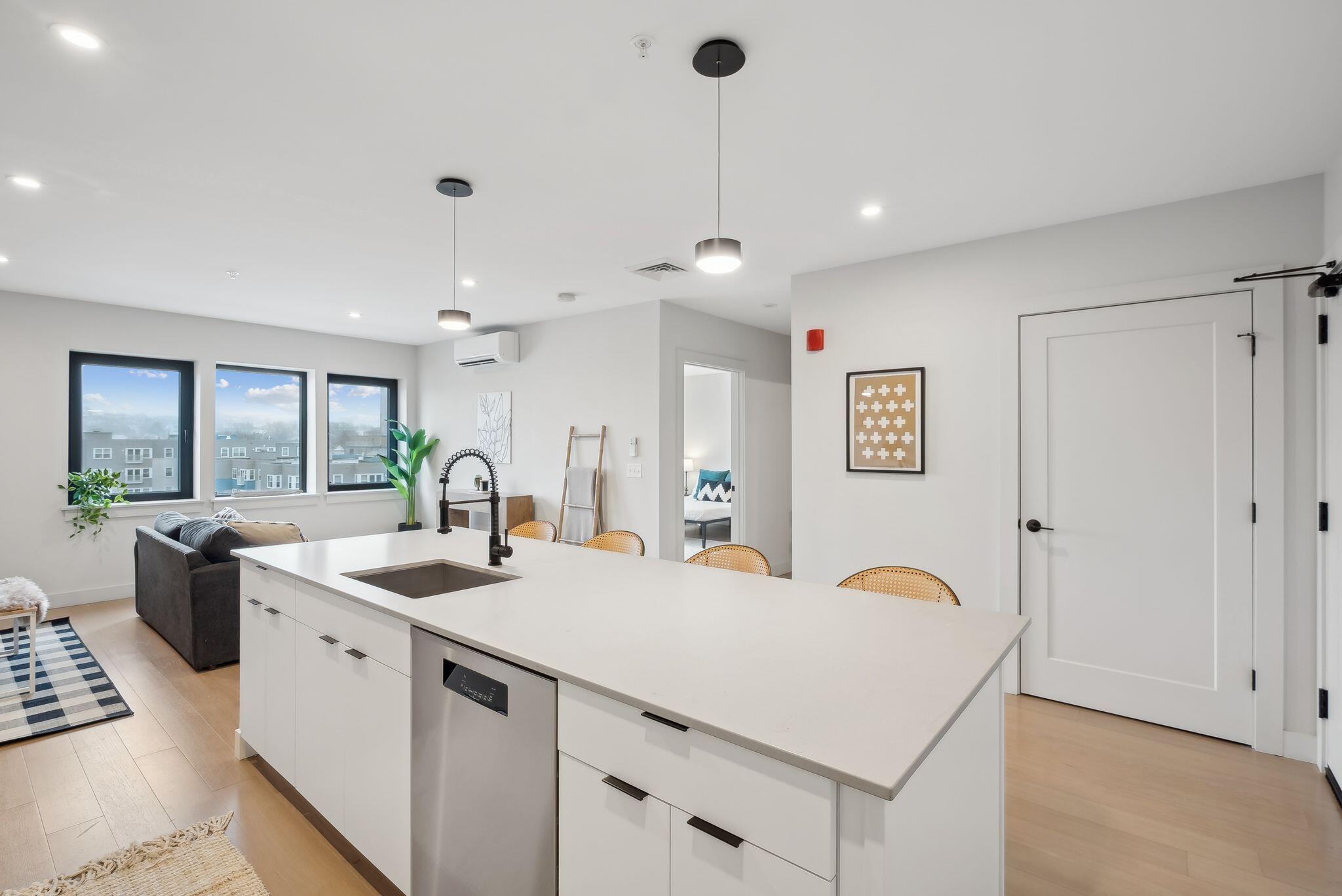 75 Chestnut Street, 508