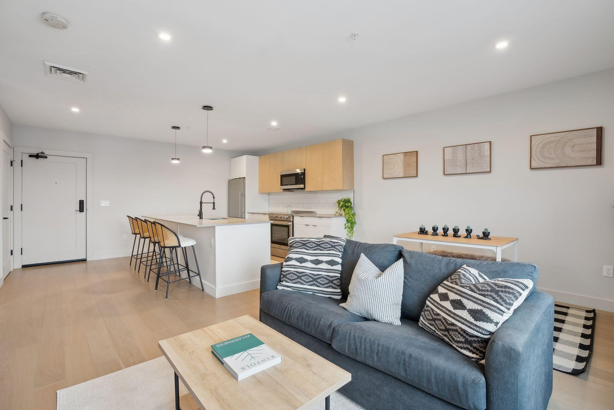 75 Chestnut Street, 508