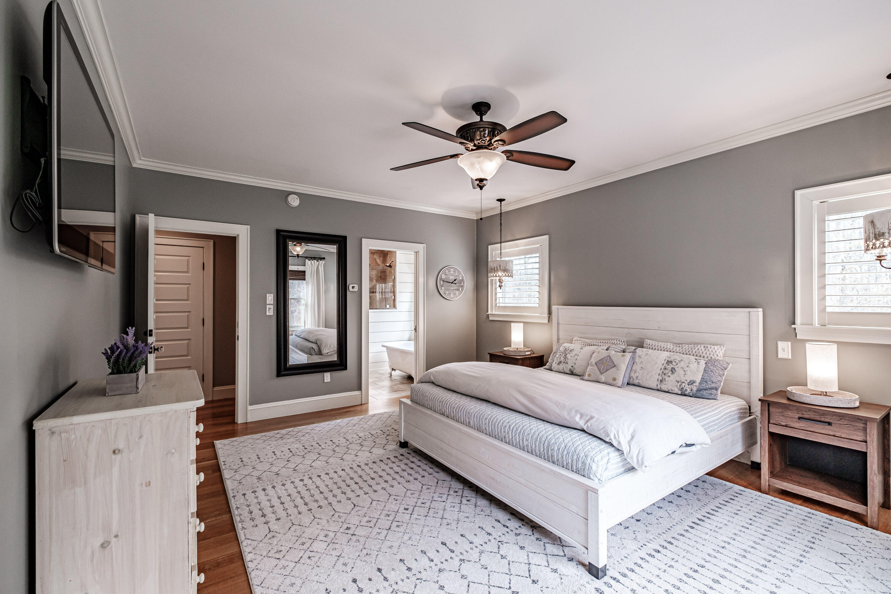 4 Parkside Way