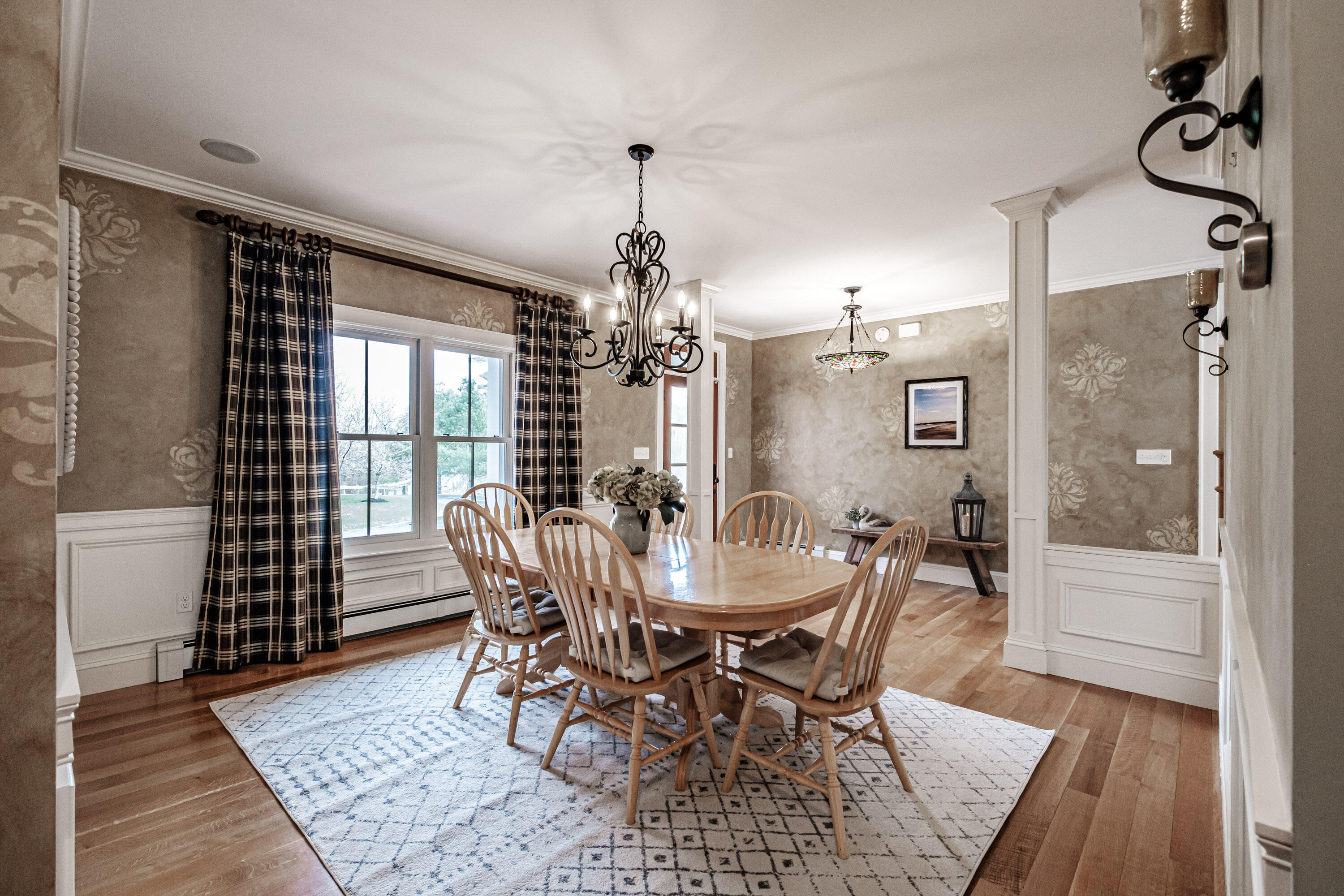 4 Parkside Way