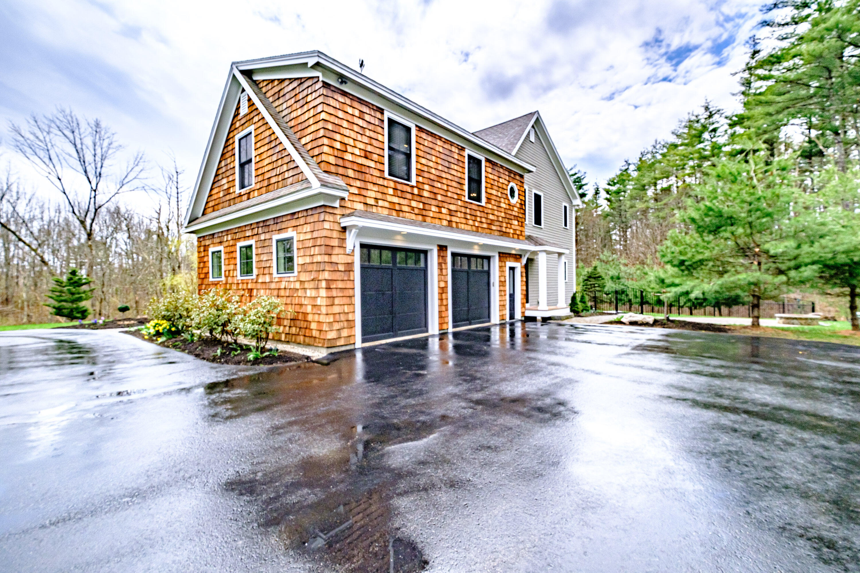 4 Parkside Way