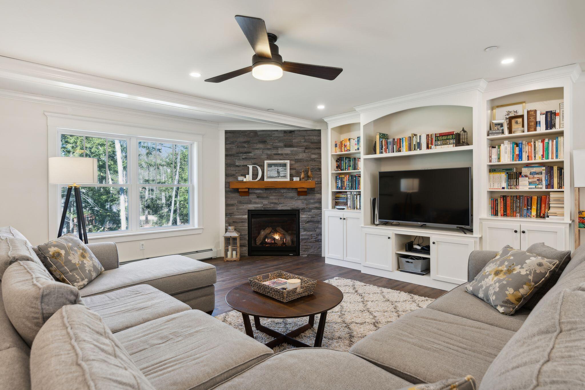 2 Winding Ridge Way