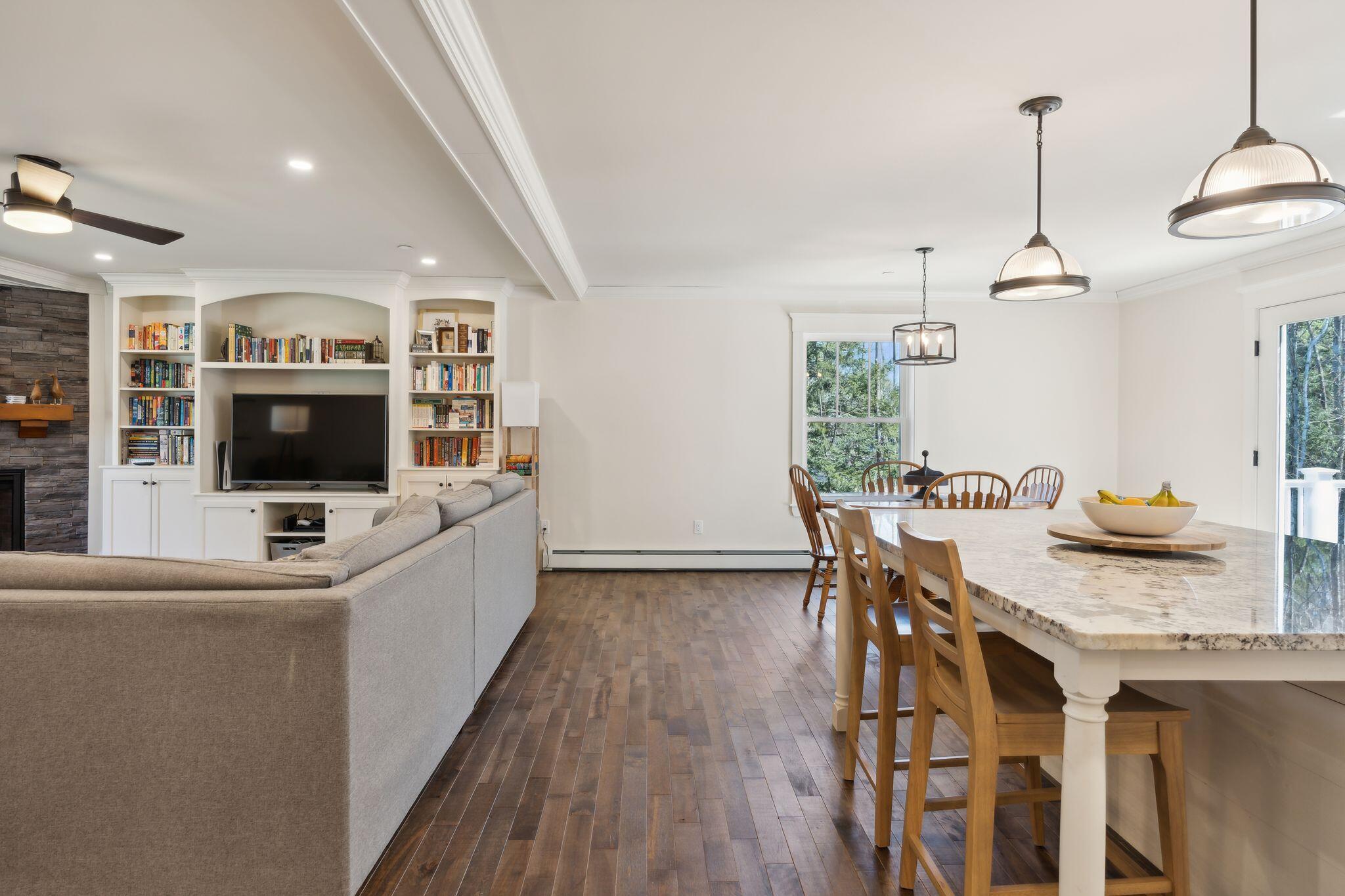 2 Winding Ridge Way