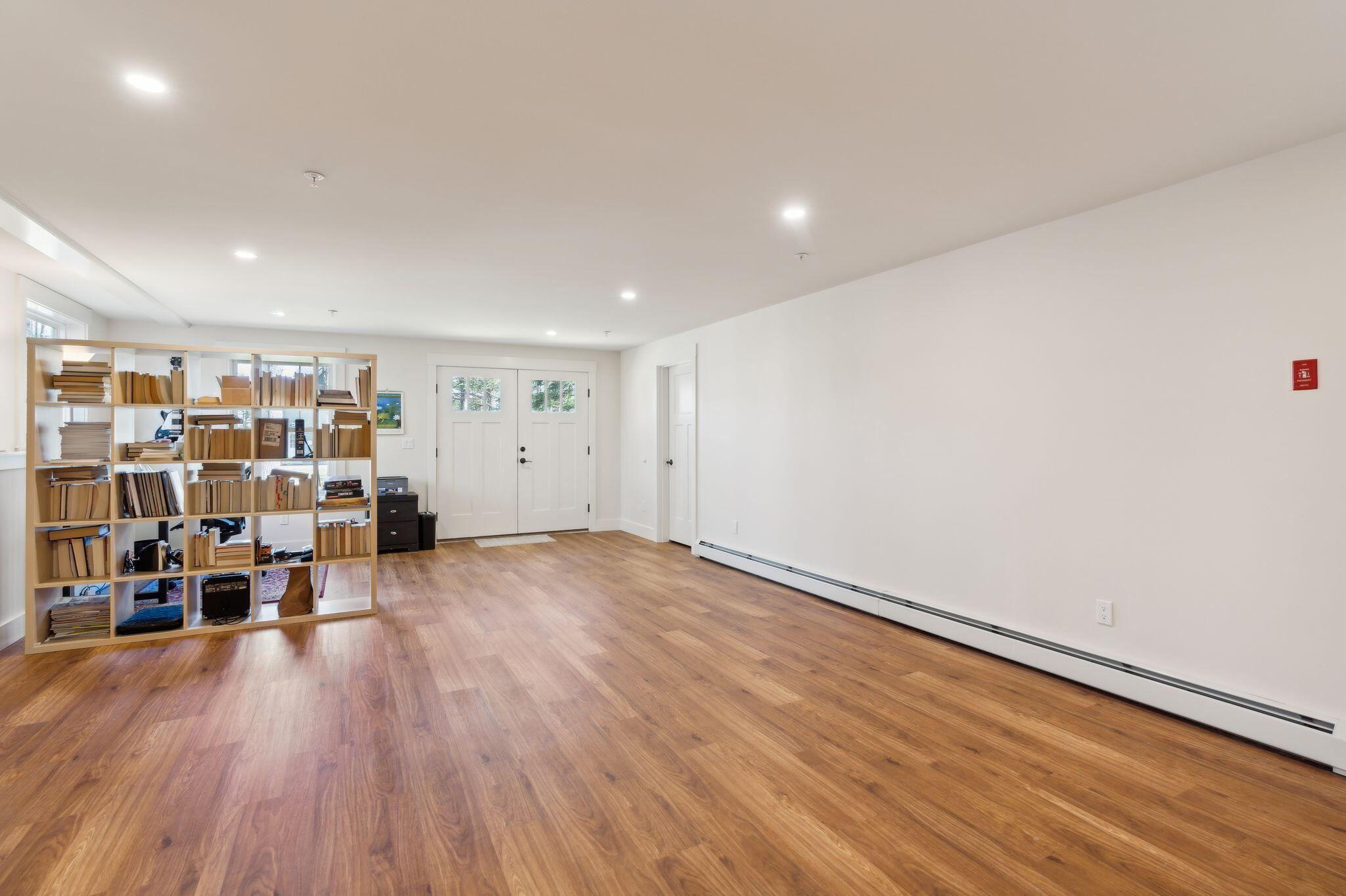 2 Winding Ridge Way