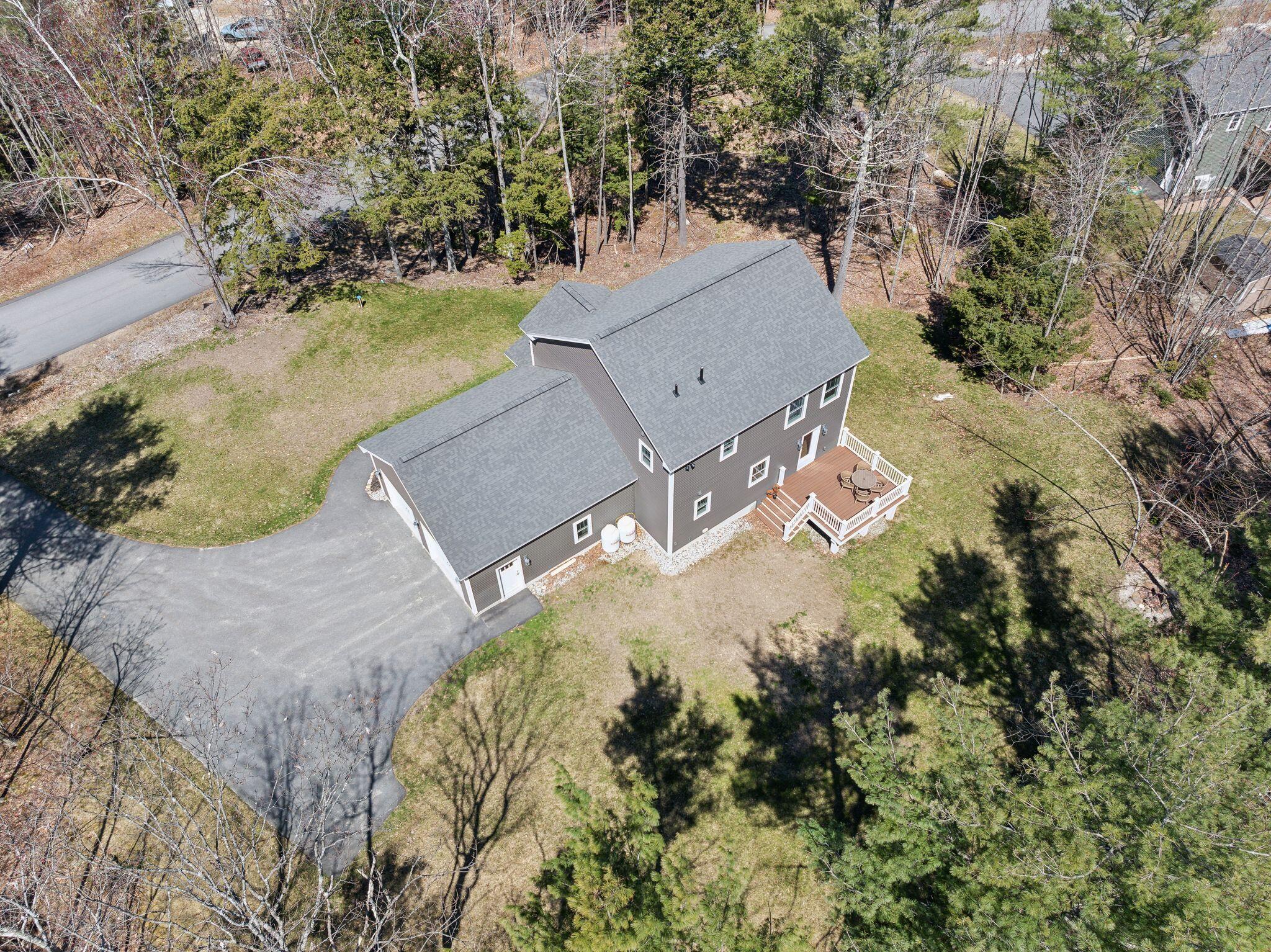 2 Winding Ridge Way