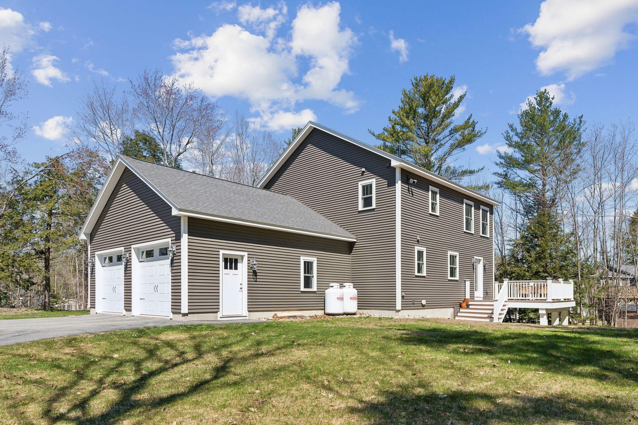 2 Winding Ridge Way