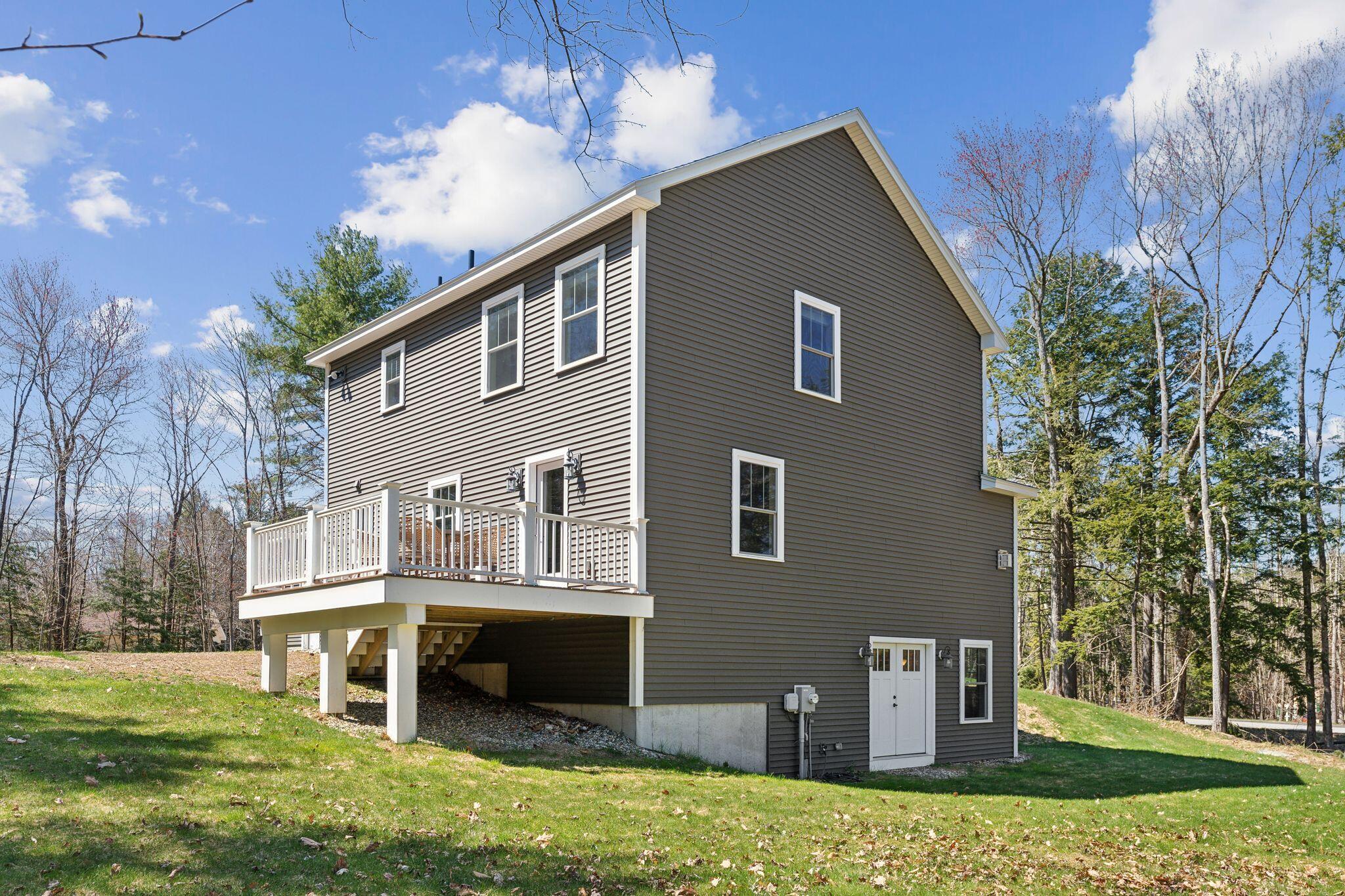 2 Winding Ridge Way