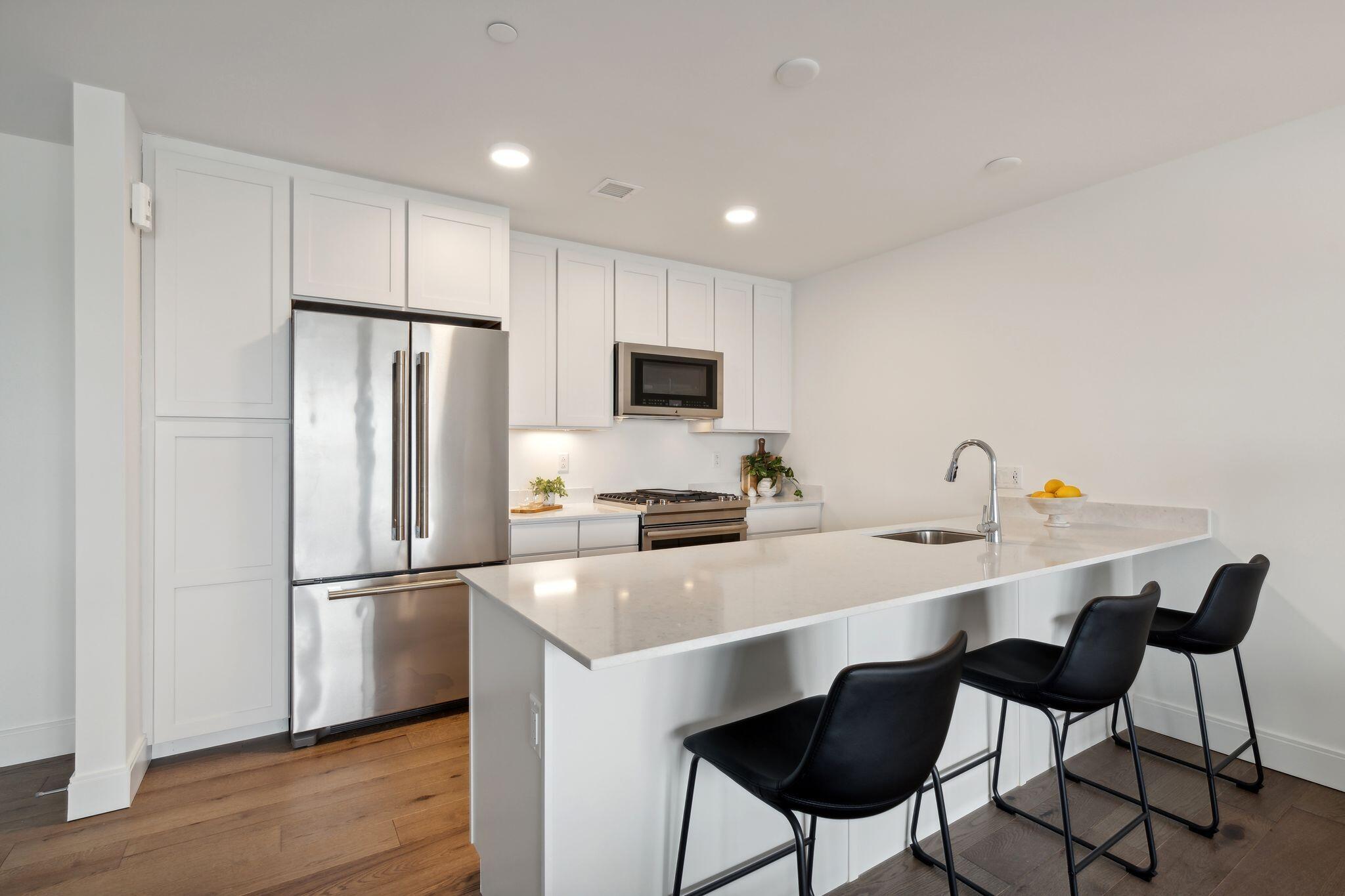 218 Washington Avenue, 104