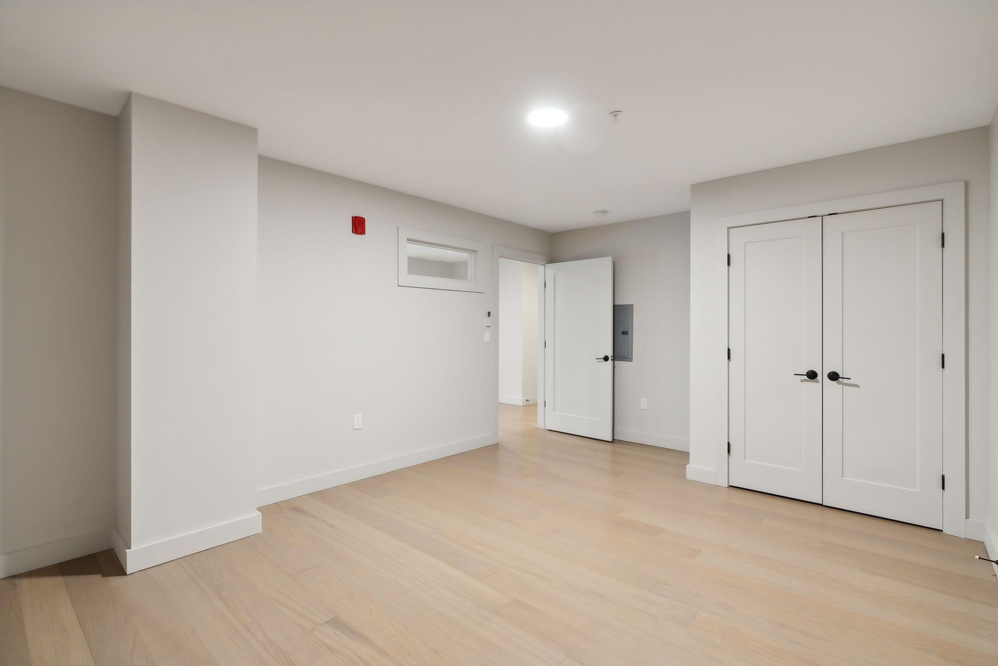 75 Chestnut Street, 204