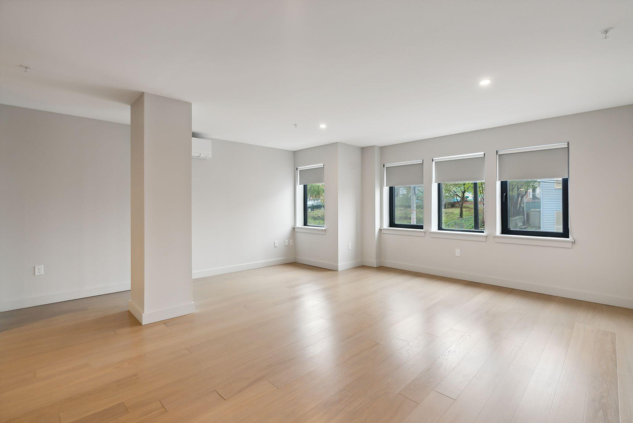 75 Chestnut Street, 204