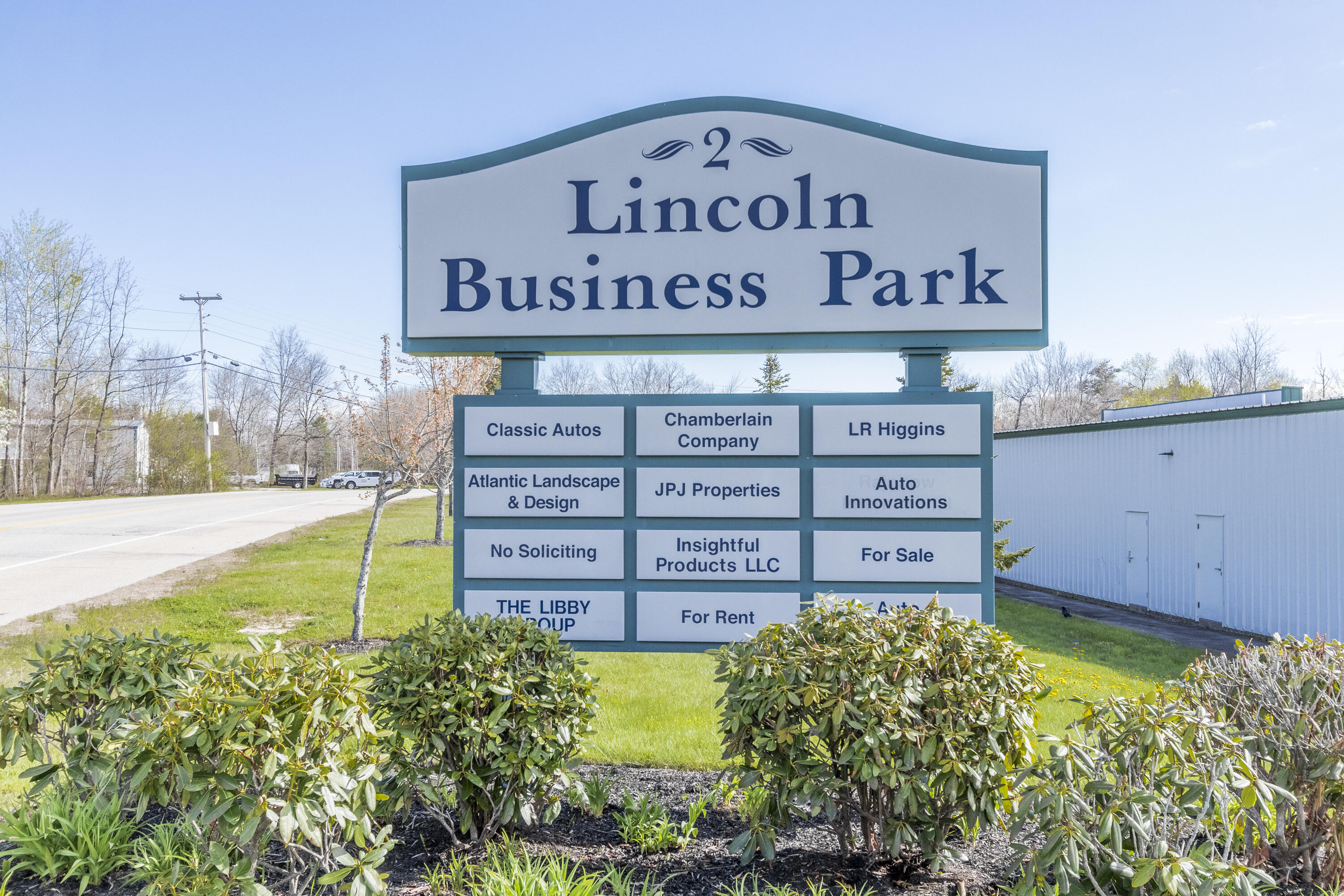 2 Lincoln Avenue, 8