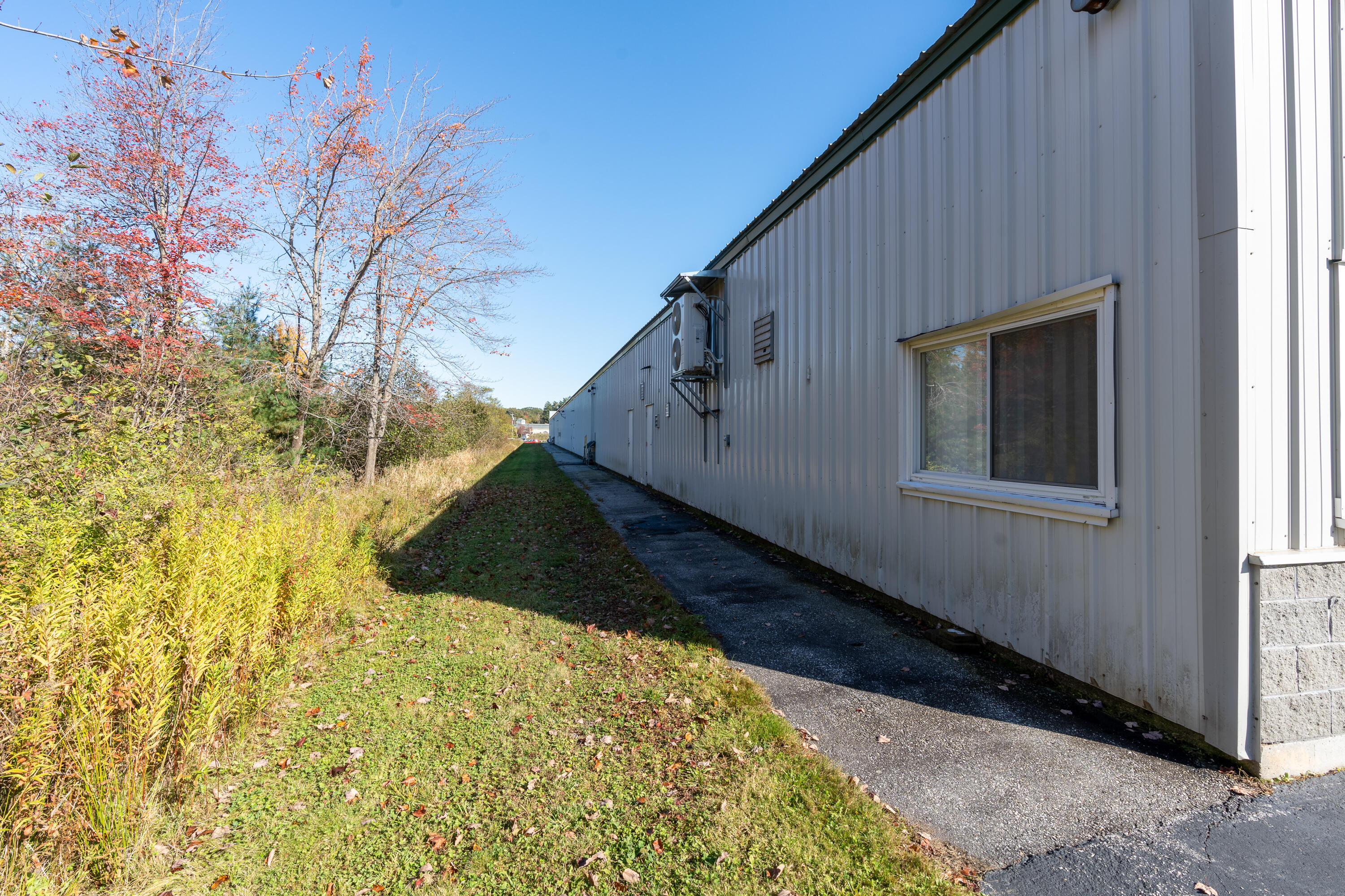 2 Lincoln Avenue, 8